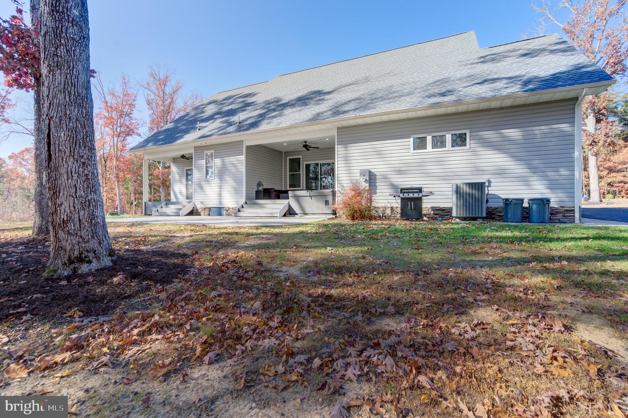 TALL PINES - Residential