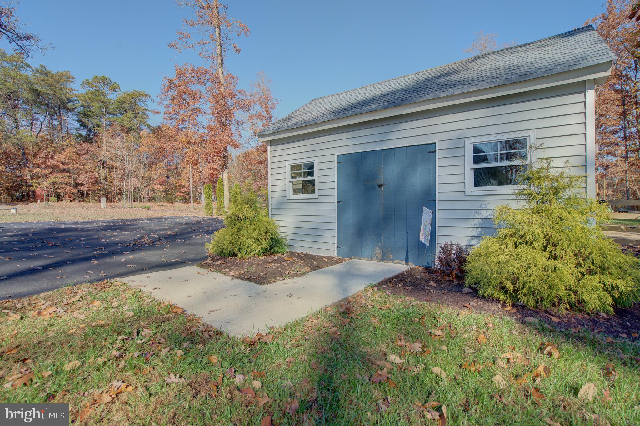 TALL PINES - Residential