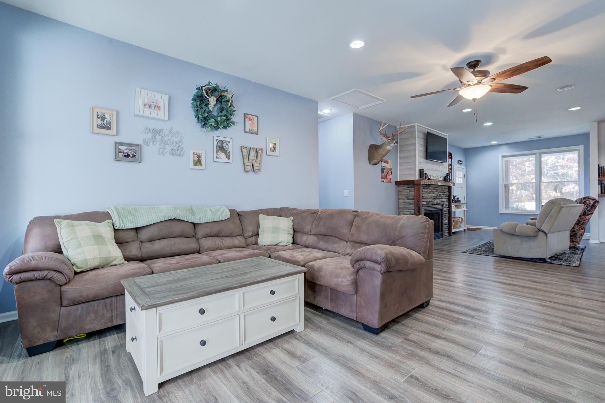 TALL PINES - Residential