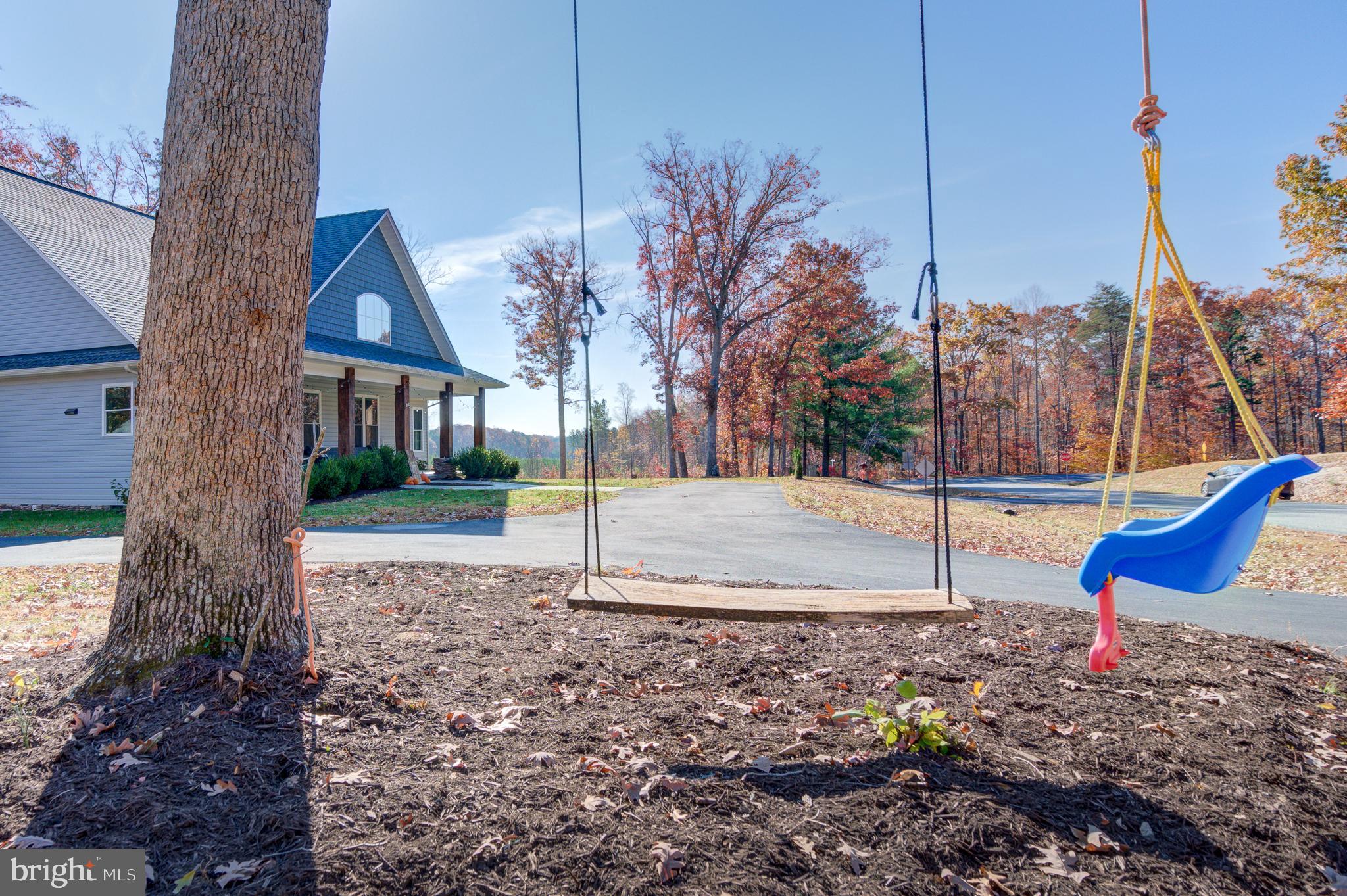 TALL PINES - Residential