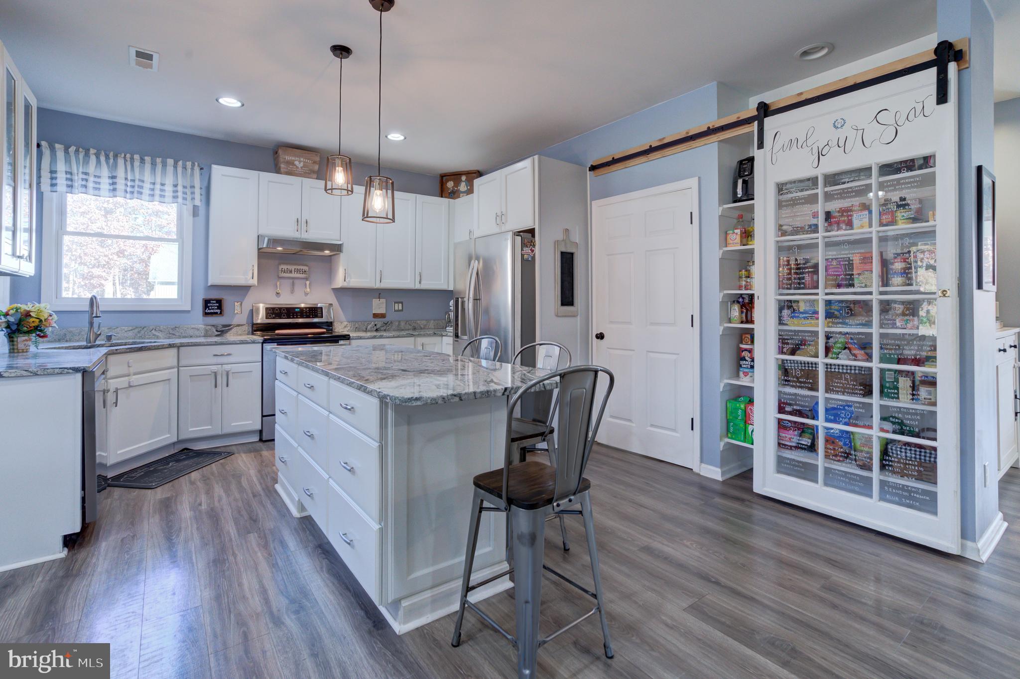 TALL PINES - Residential