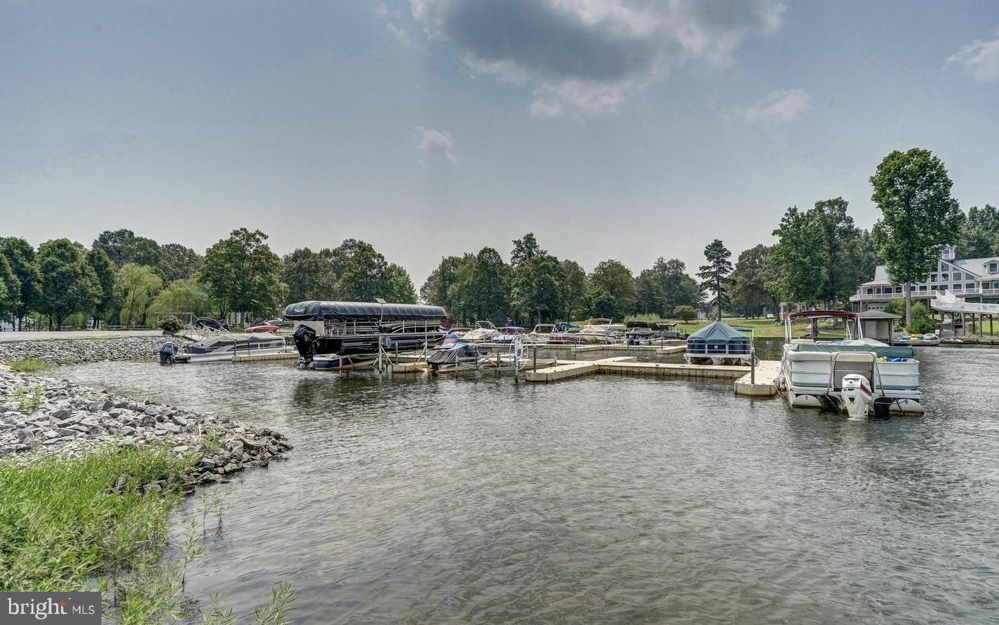 TALL PINES - Residential