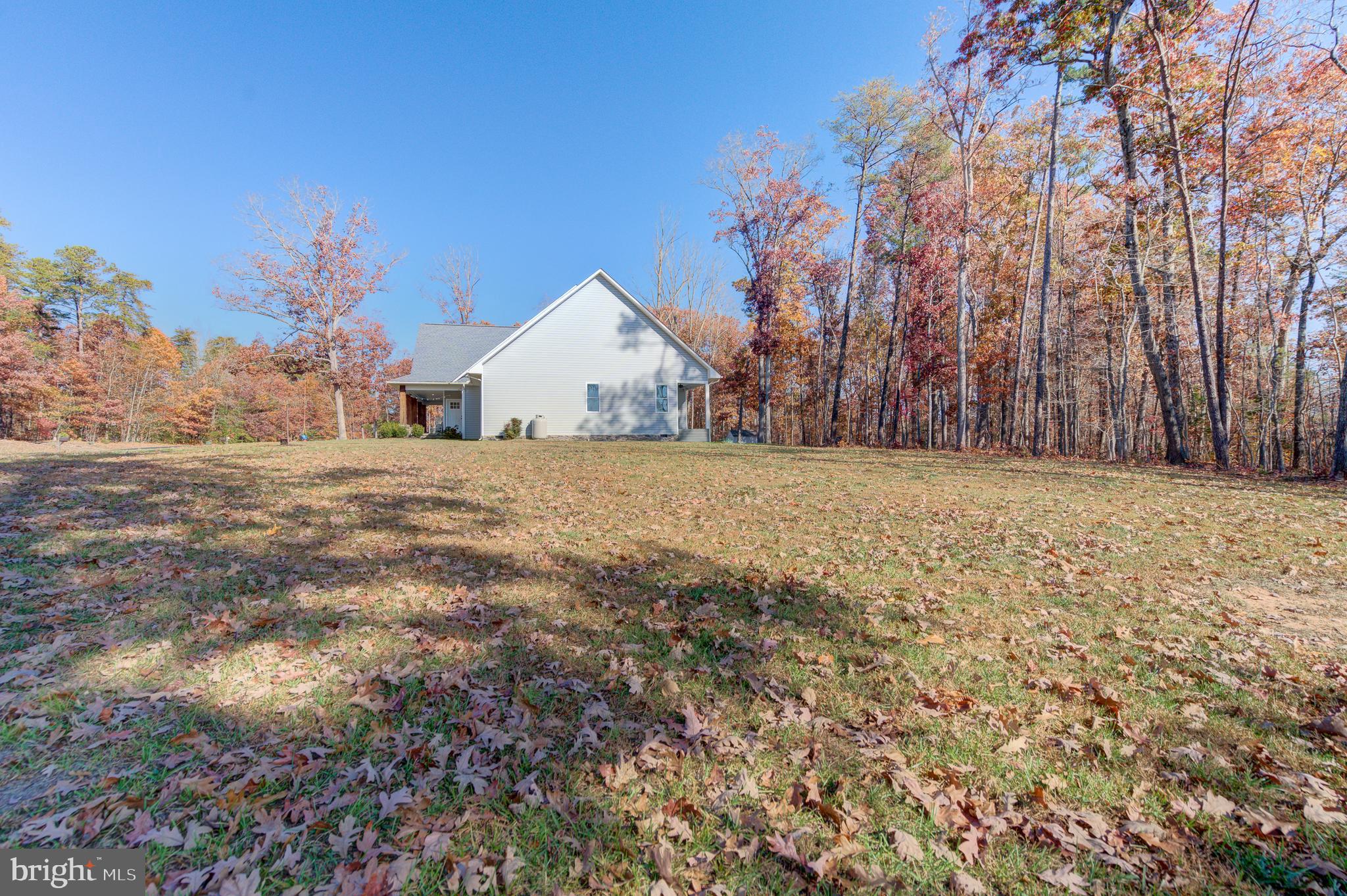 TALL PINES - Residential