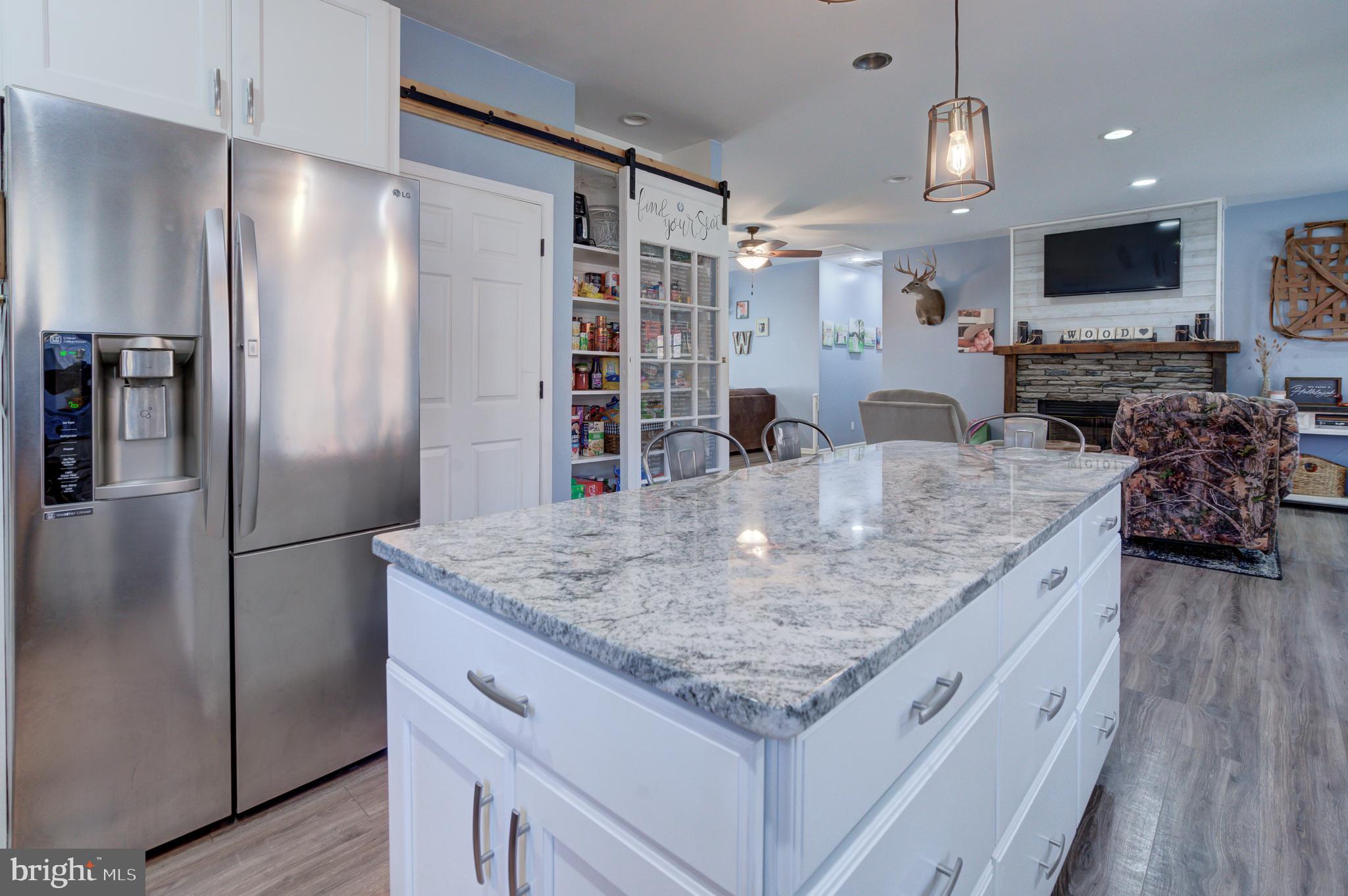 TALL PINES - Residential