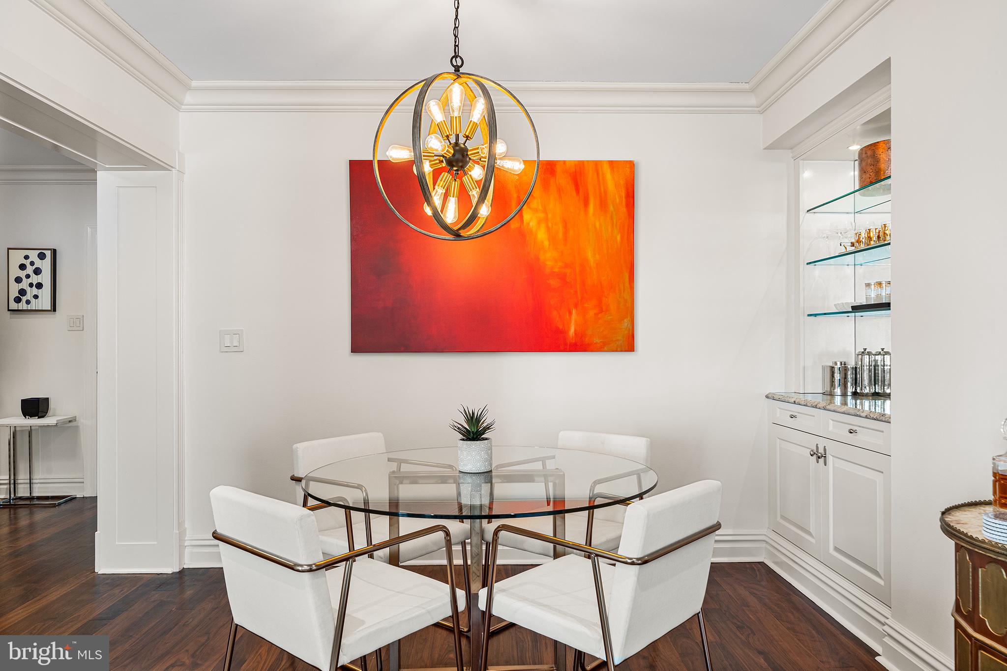 220 W RITTENHOUSE SQUARE 8F