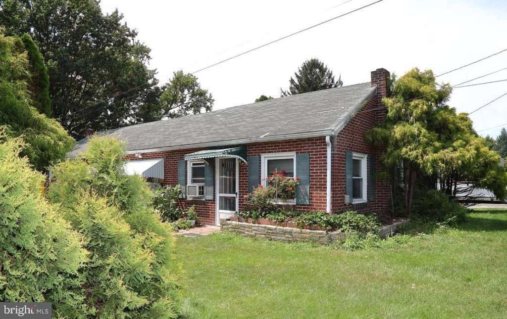 Photo of 550 Union School Road, MOUNT JOY, PA 17552 (MLS # PALA2093146)