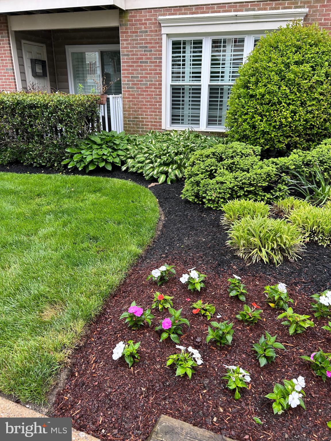 FALLS GABLE - Residential