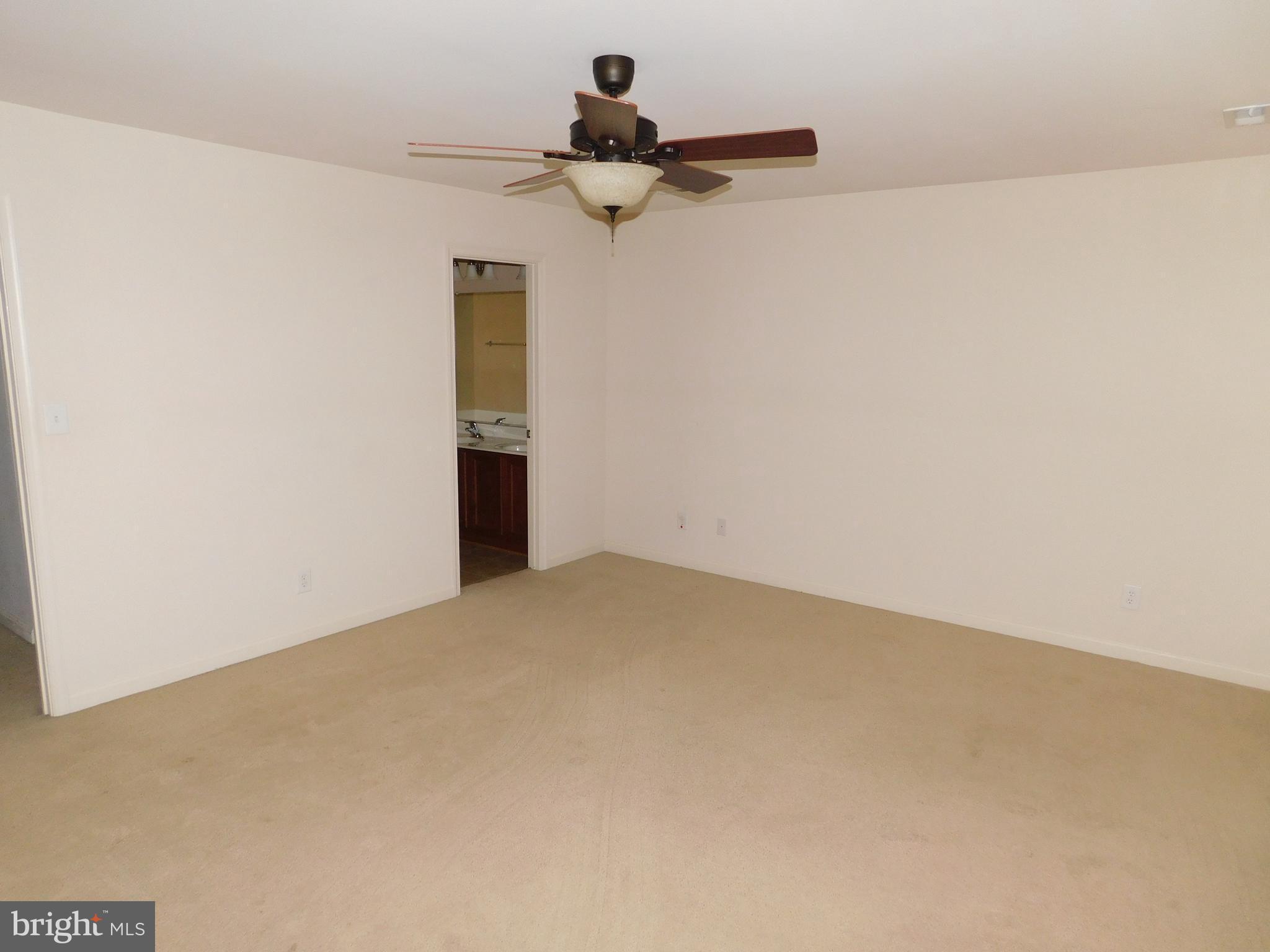 HOPYARD FARM - Residential Lease