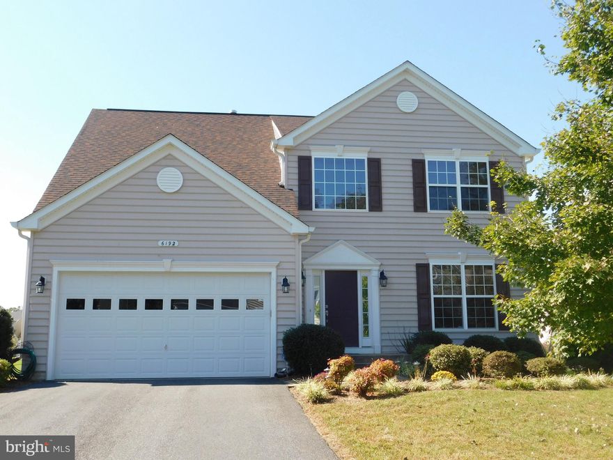 Gorgeous, meticulously maintained colonial in amenity filled Hopyard Farm.  Features 4 bed/ 2.5 bath.  Beautiful hardwood flooring, large family room w/fireplace.  Spacious deck overlooking fenced yard-- perfect for entertaining.  Unfinished basement provides plenty storage space! Plus all the wonderful amenities Hopyard Farm has to offer.
