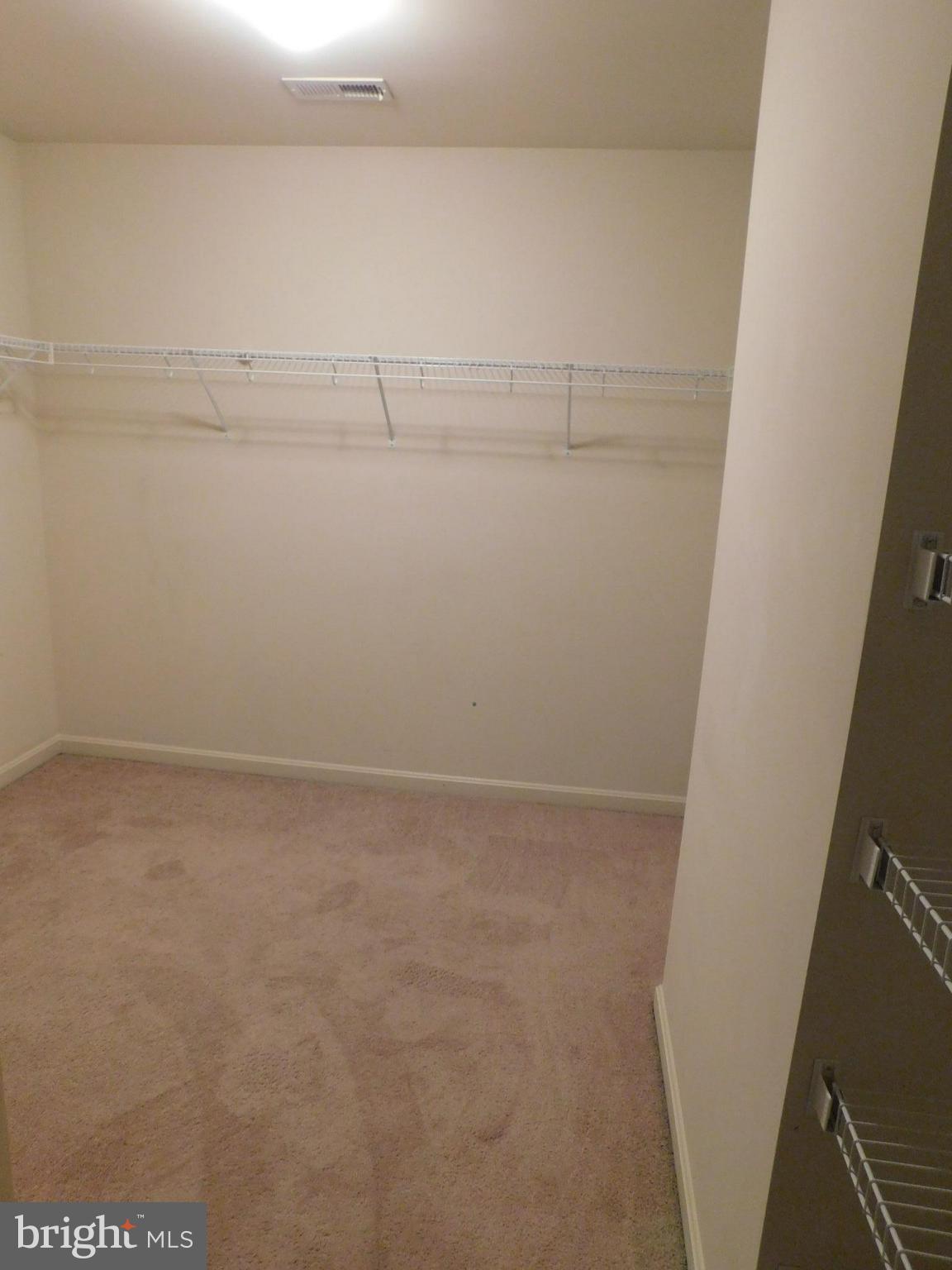 HOPYARD FARM - Residential Lease