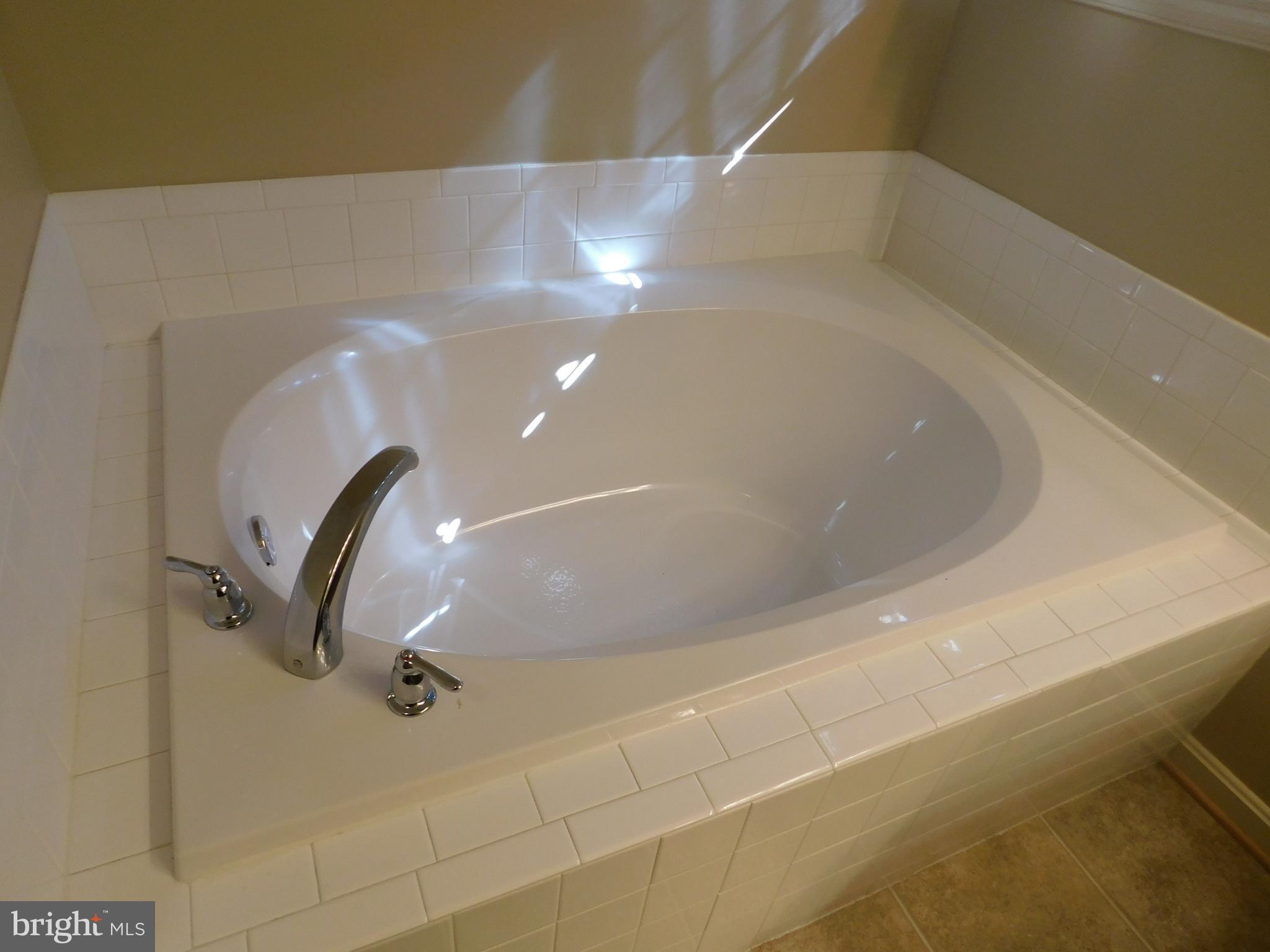 HOPYARD FARM - Residential Lease