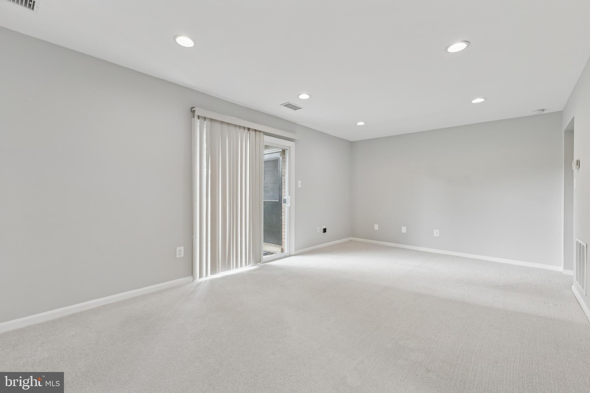 1049 MARGATE COURT A