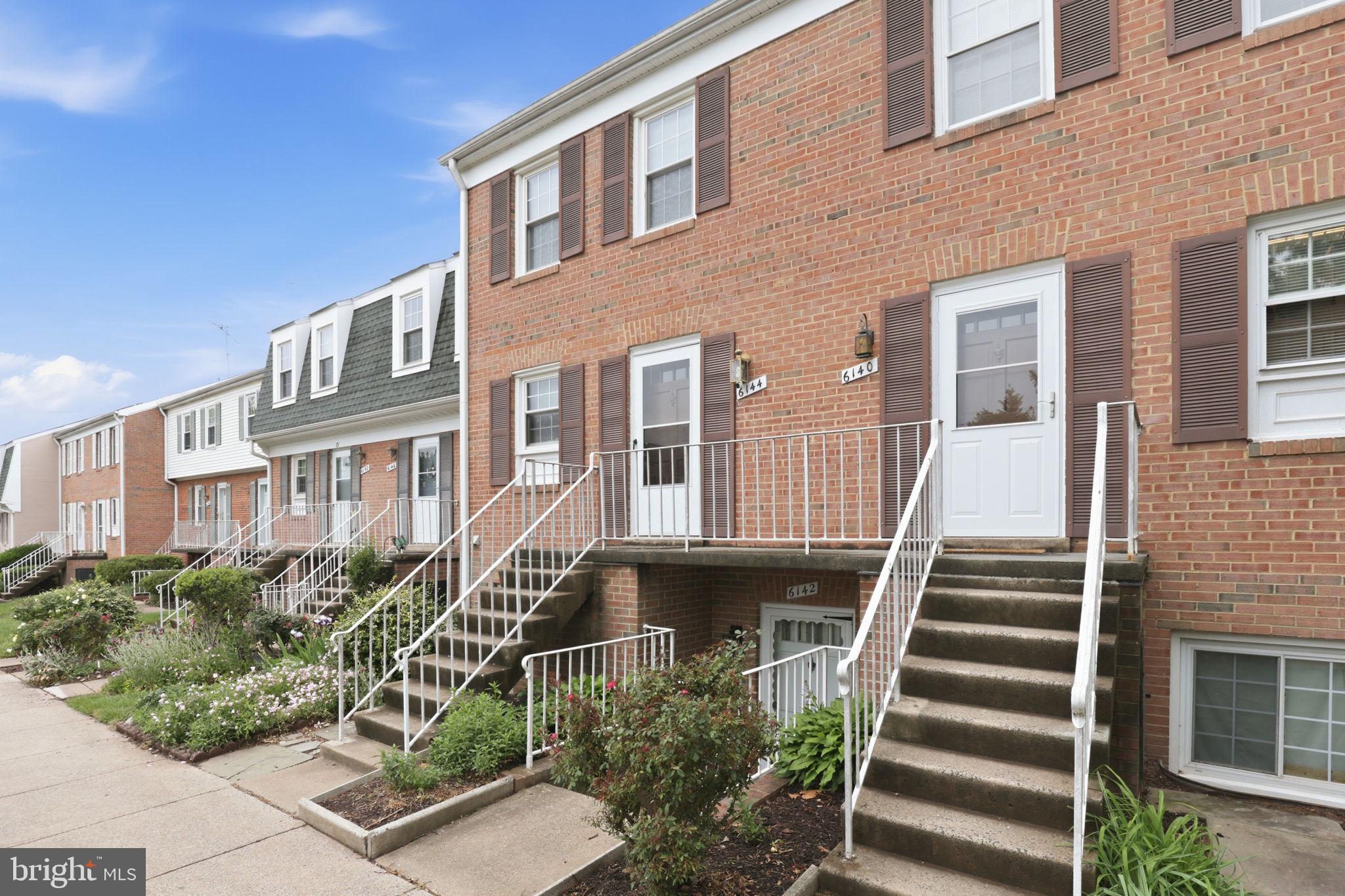 THE MEADOWS - Residential