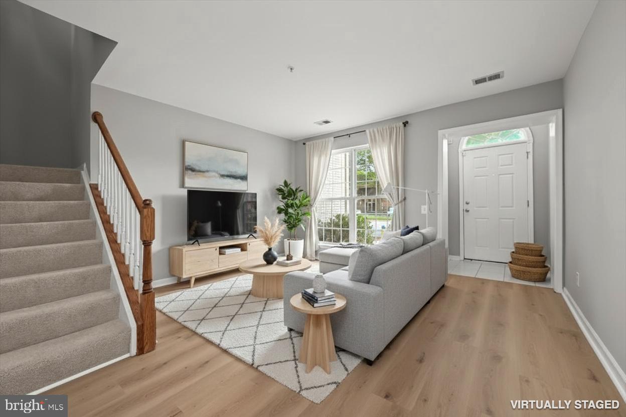 222 FALLSGROVE BOULEVARD 2