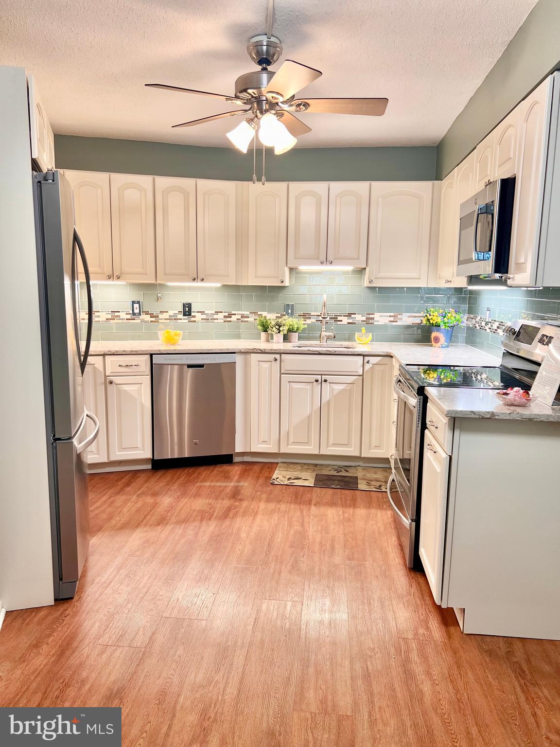 GREENS AT LEISURE WORLD - Residential