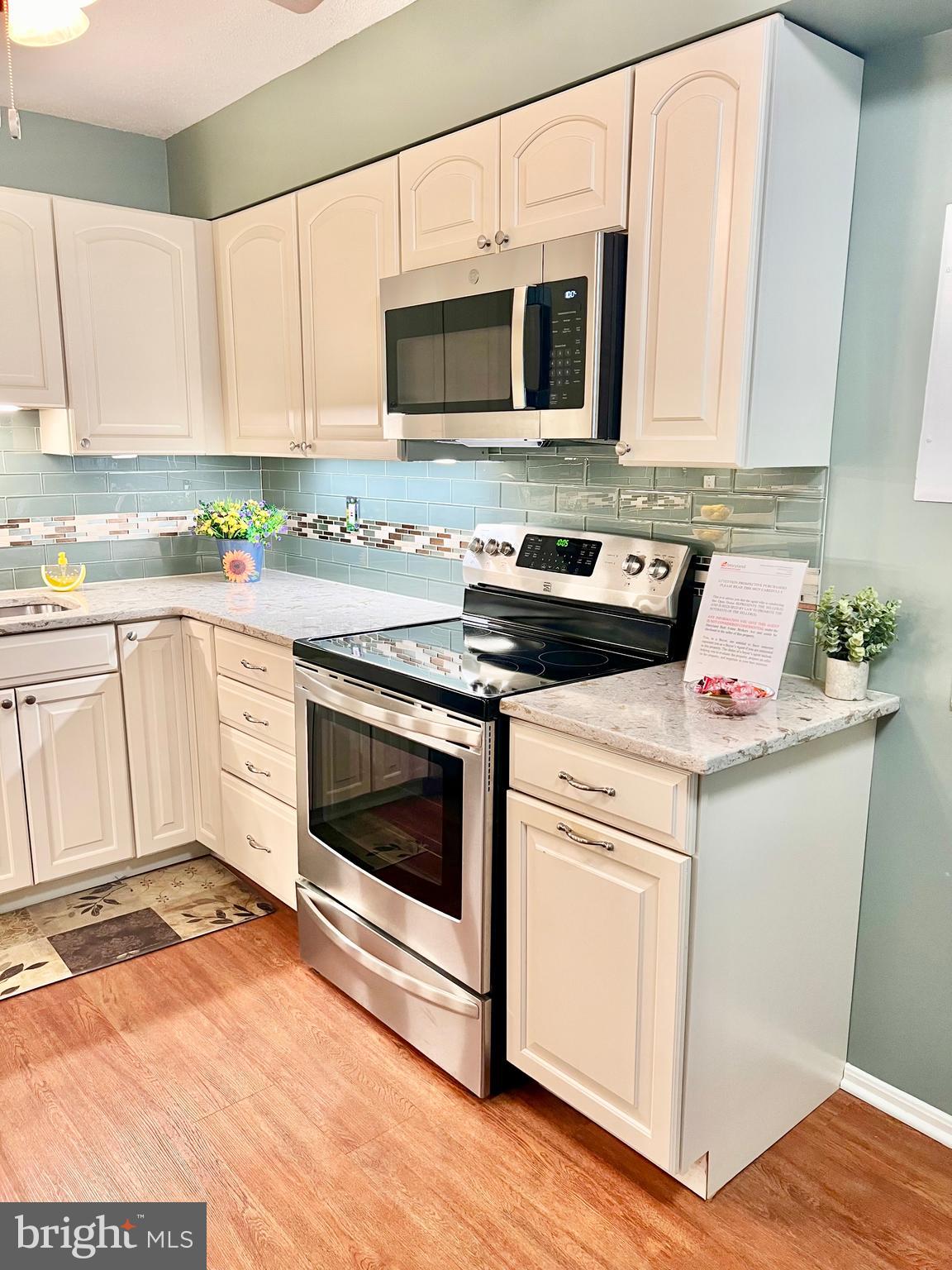 GREENS AT LEISURE WORLD - Residential