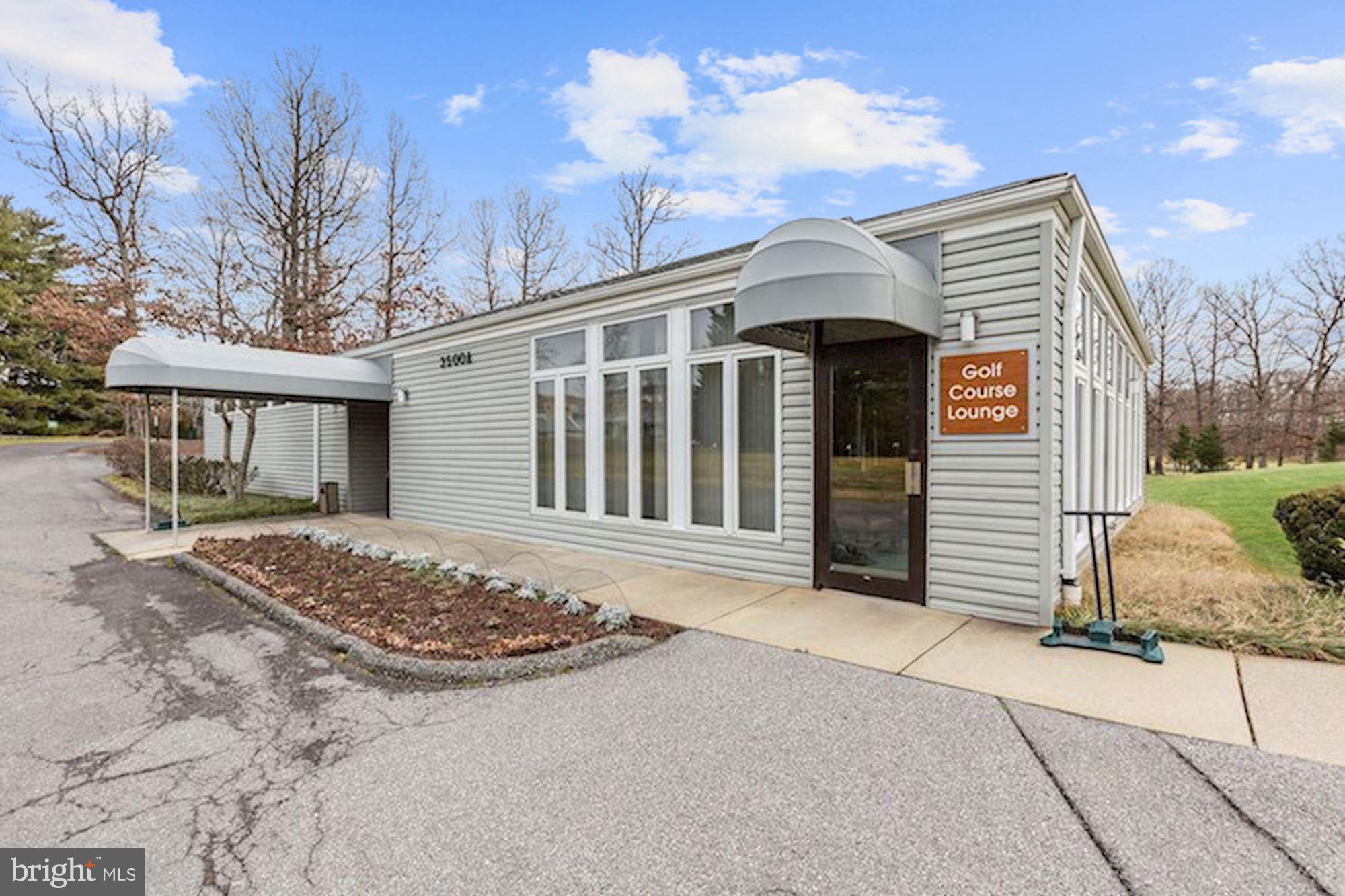 GREENS AT LEISURE WORLD - Residential