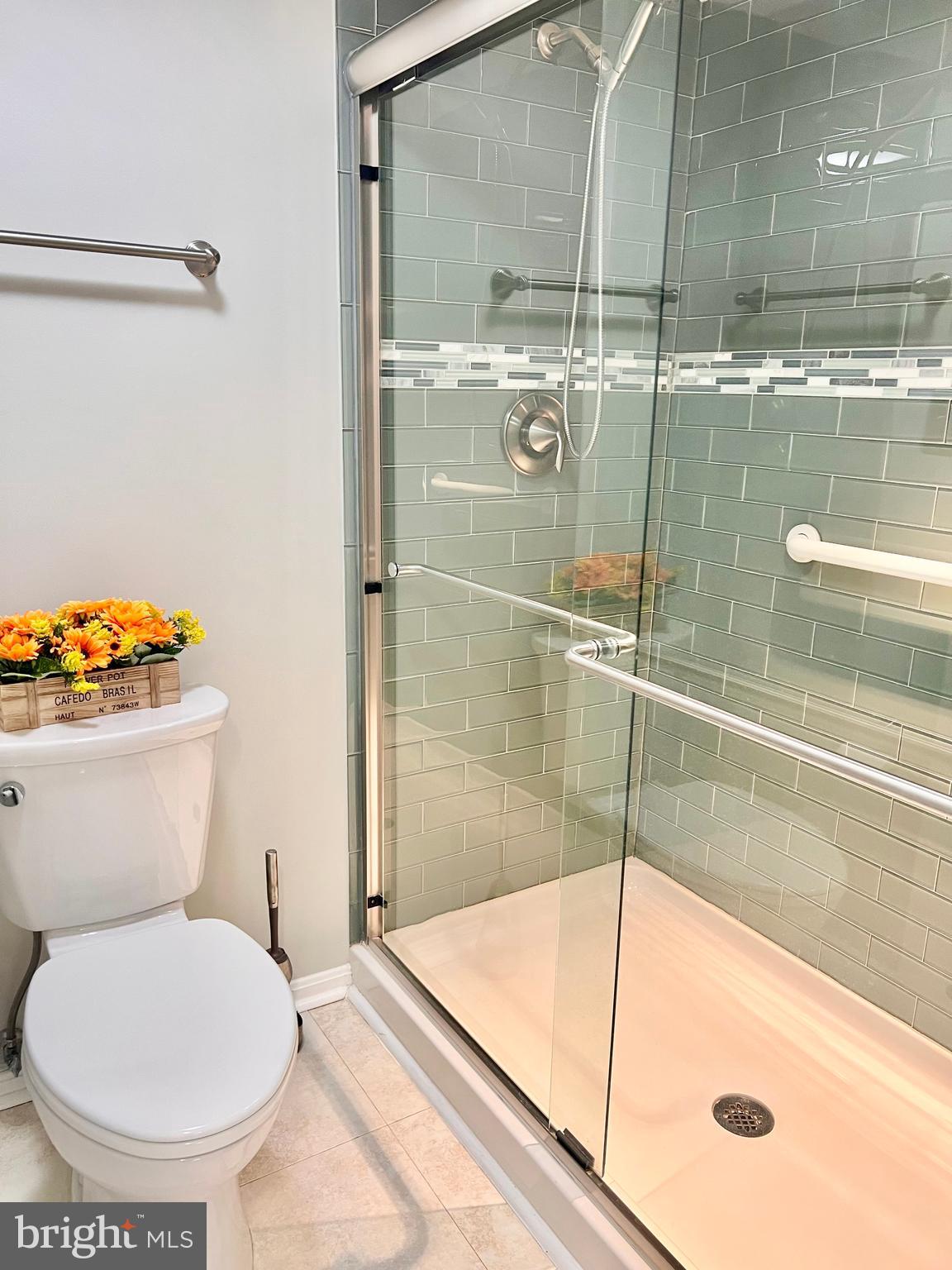 GREENS AT LEISURE WORLD - Residential