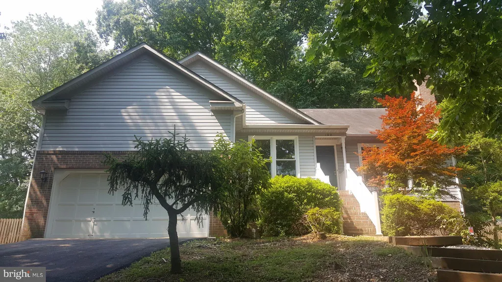 102 Columbus Cove, Stafford, VA 22554