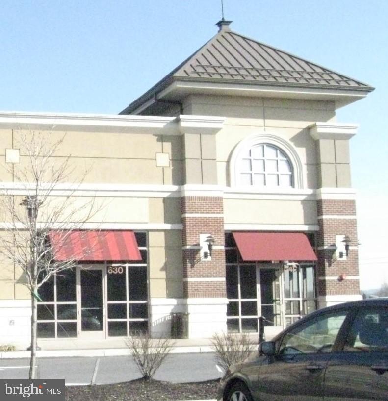 MILL CREEK SQUARE - Commercial Lease