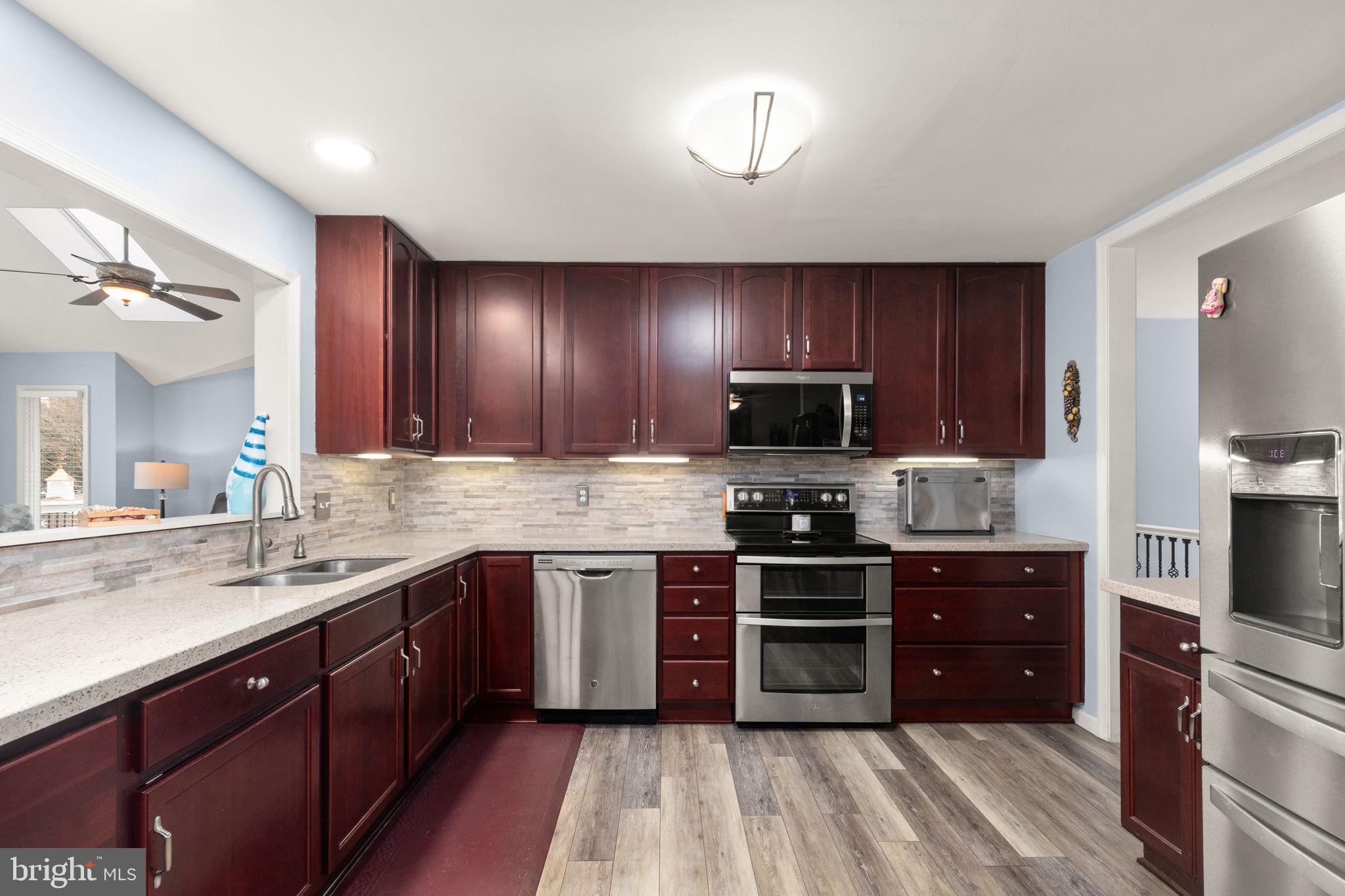 RUMSEY ISLAND - Residential