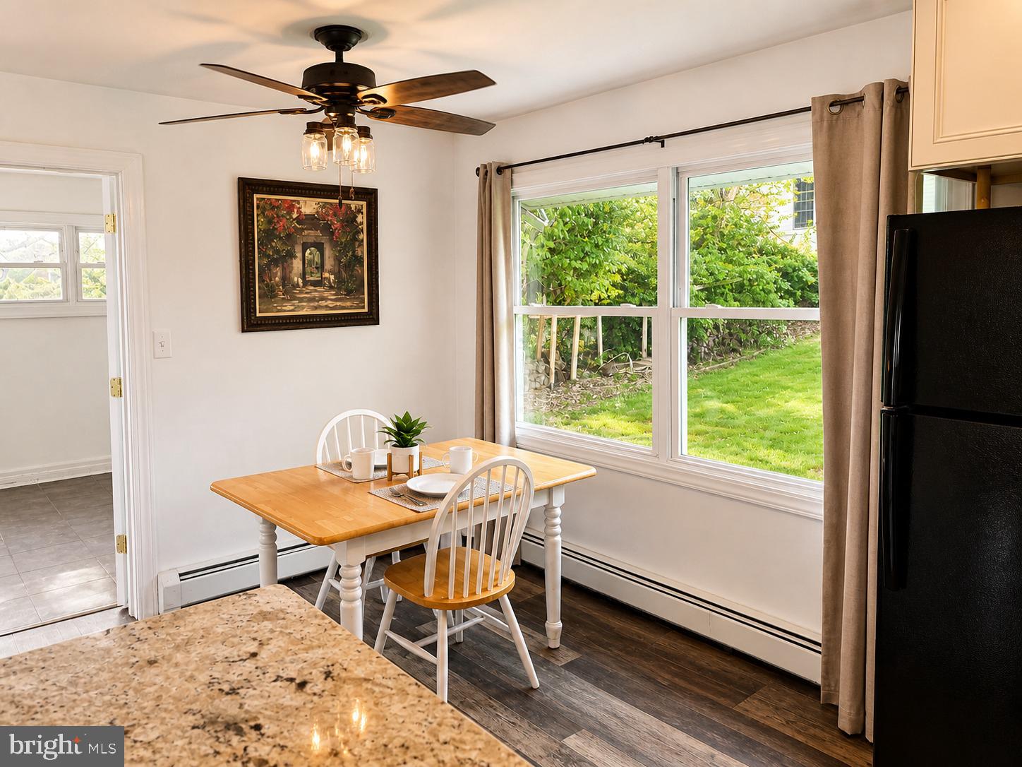 VERMILION HILL - Residential
