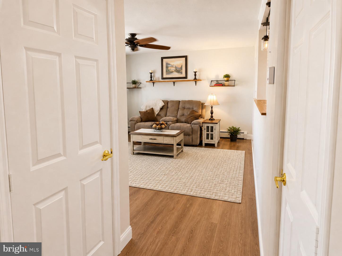 VERMILION HILL - Residential