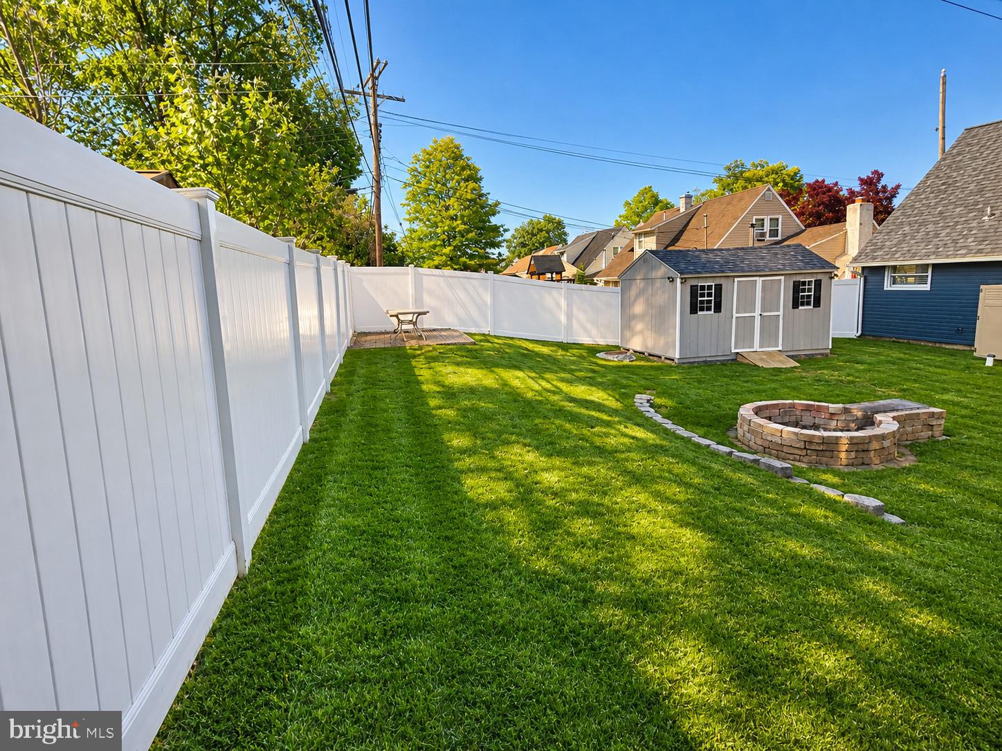 VERMILION HILL - Residential