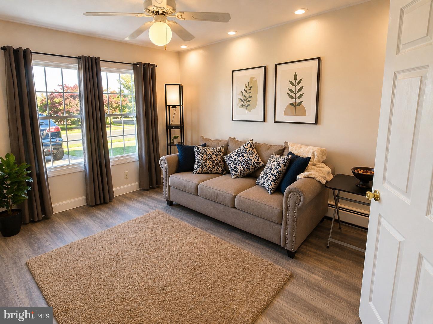 VERMILION HILL - Residential