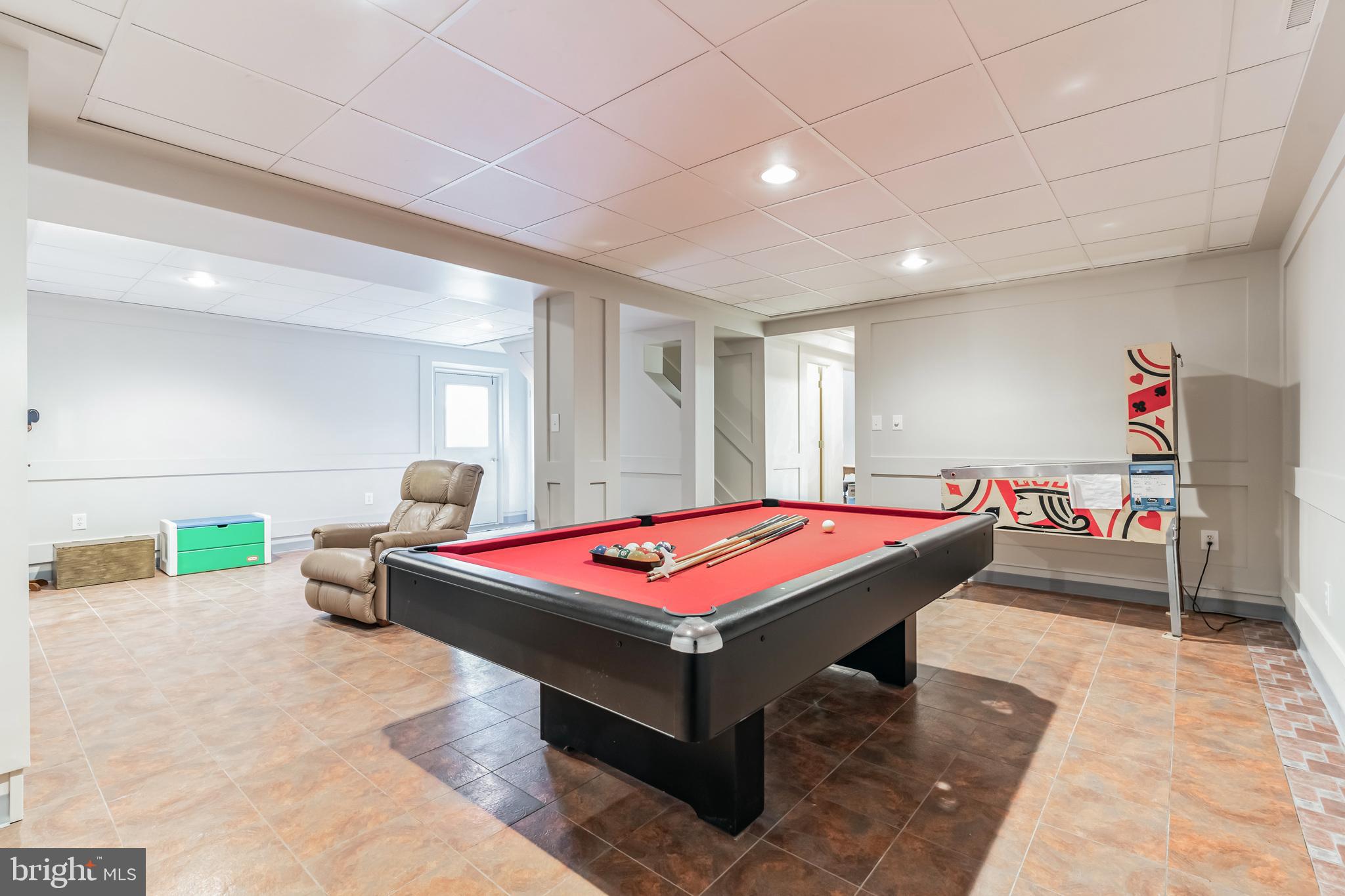 SHORES OF CALVERT - Residential