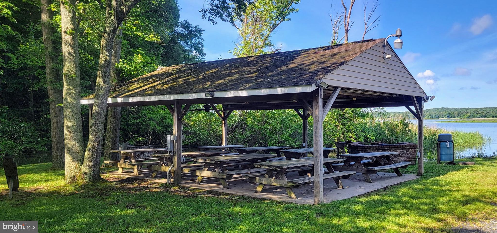 SHORES OF CALVERT - Residential