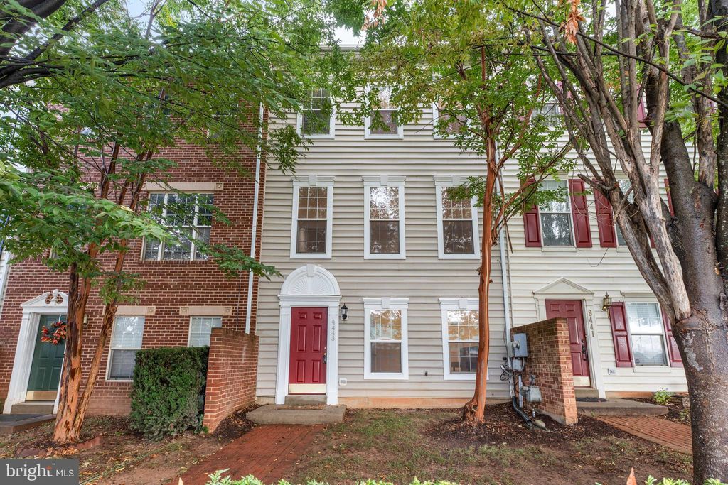 Photo of 9443 Fields Road, GAITHERSBURG, MD 20878 (MLS # MDMC2199872)