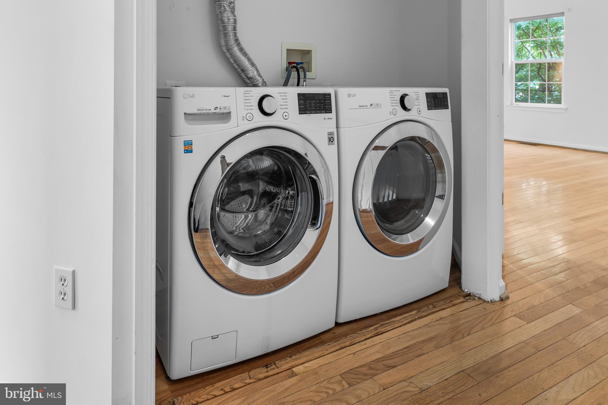 WASHINGTONIAN CENTER - Residential