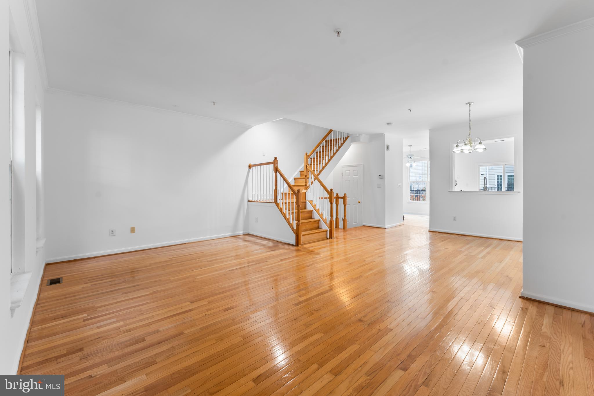 WASHINGTONIAN CENTER - Residential