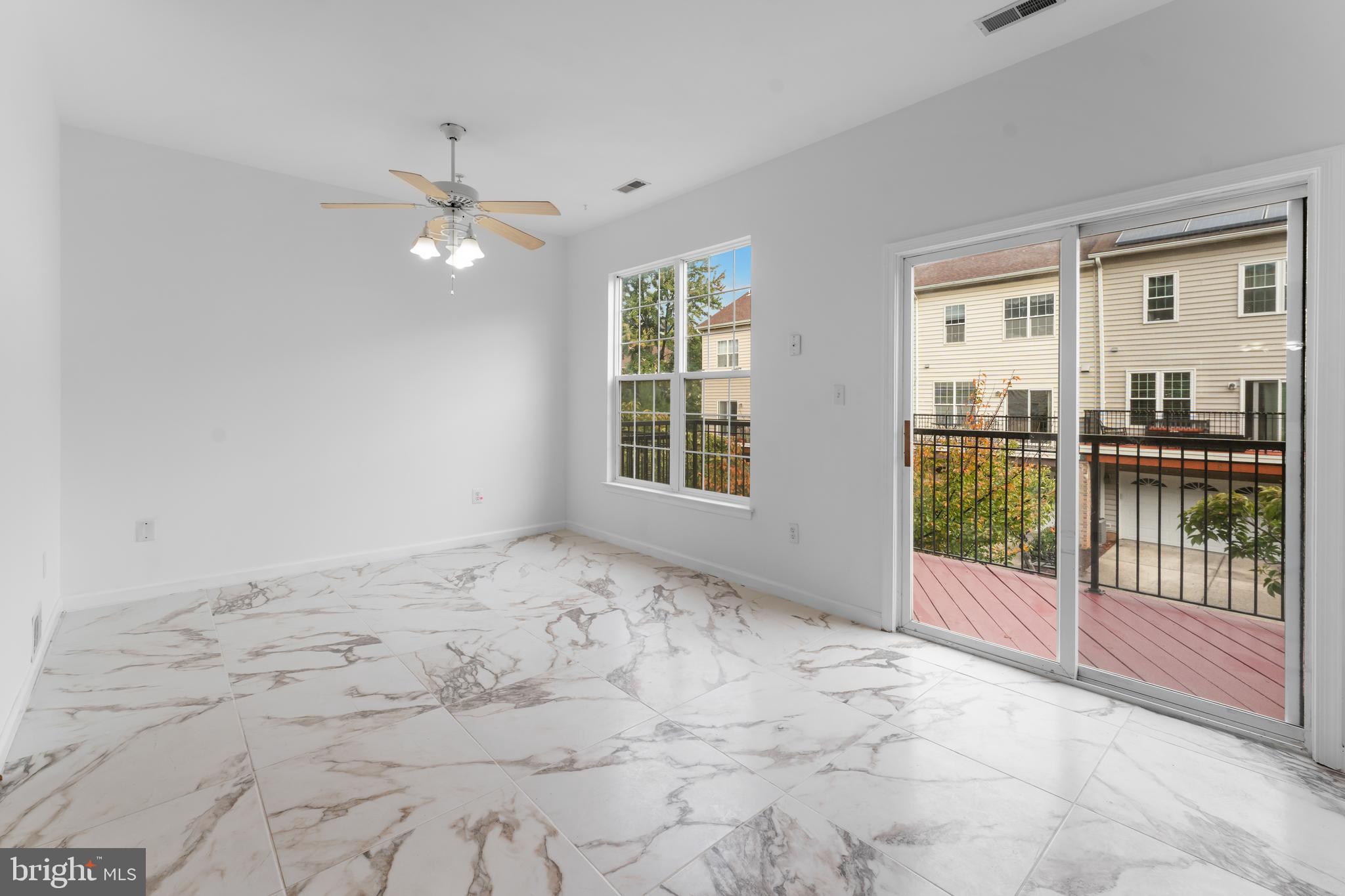 WASHINGTONIAN CENTER - Residential