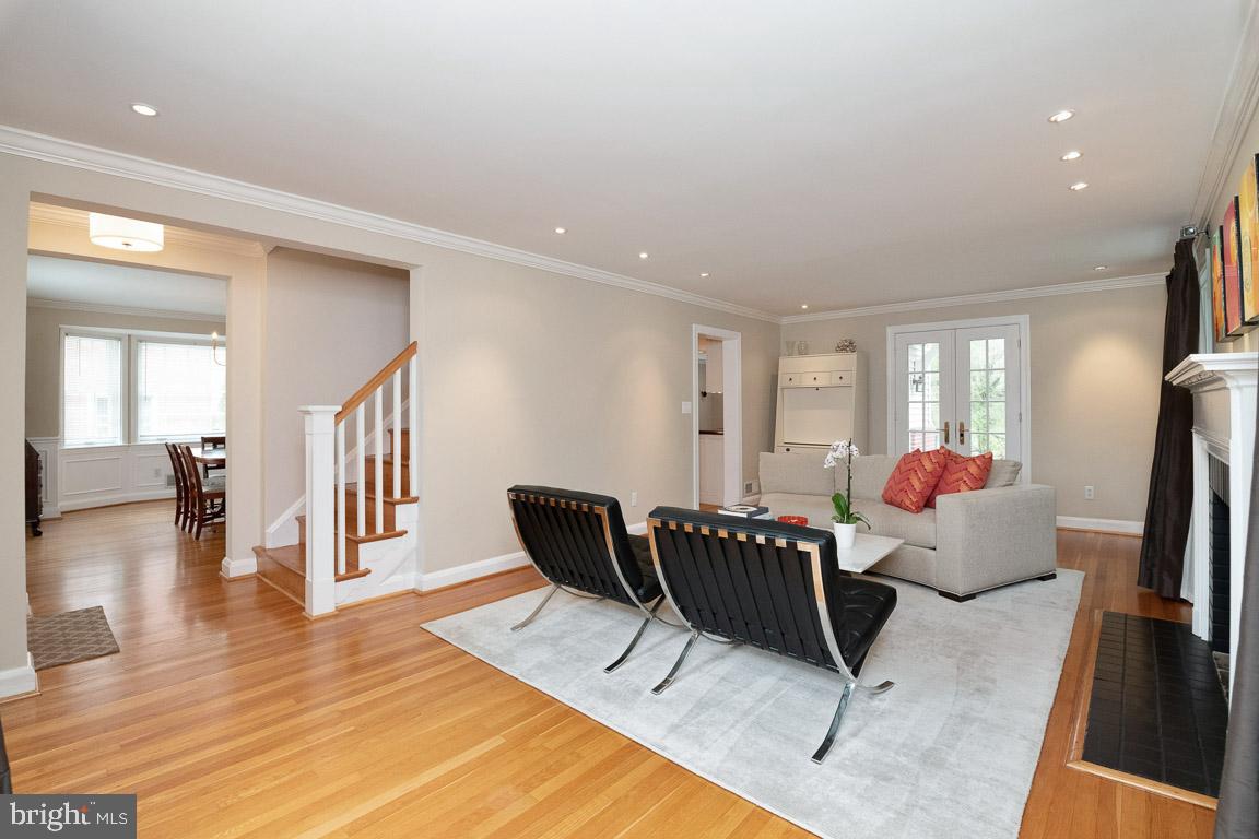 WEST TOWSON - Residential