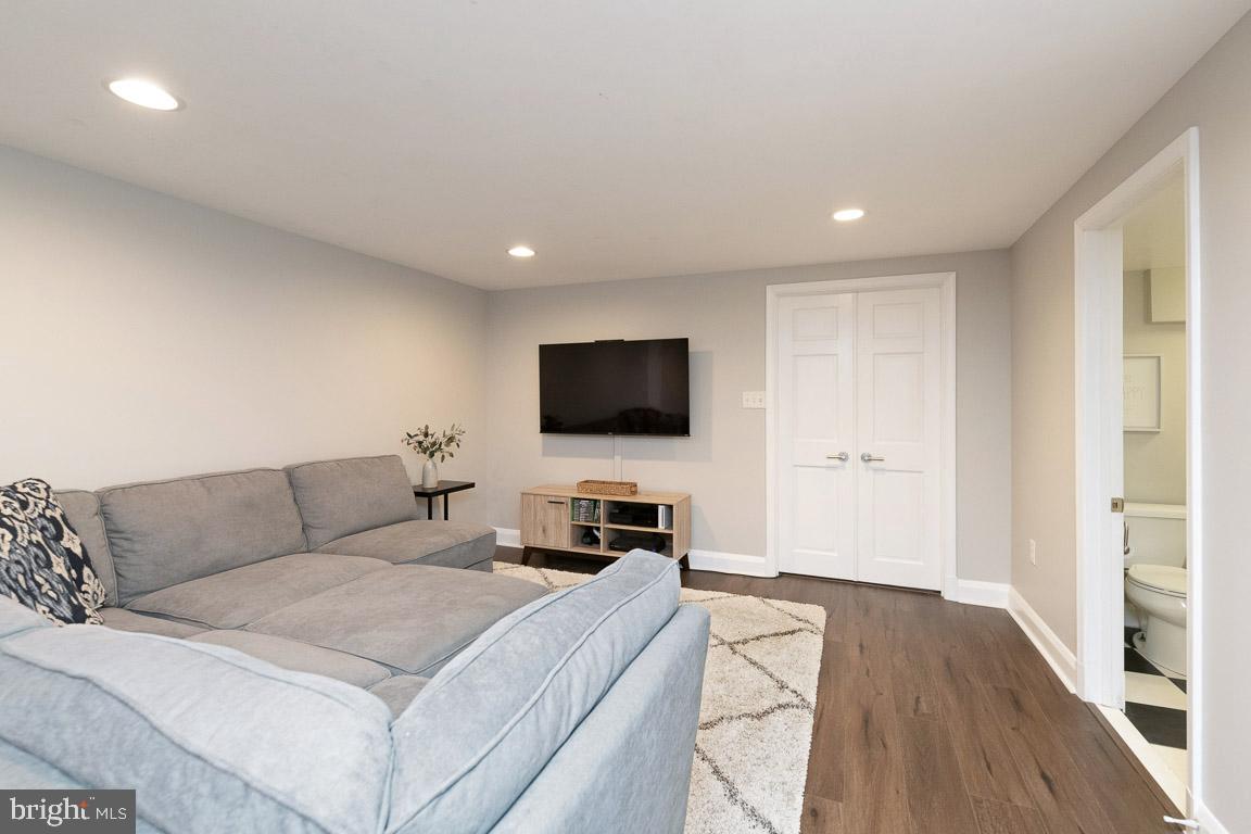 WEST TOWSON - Residential