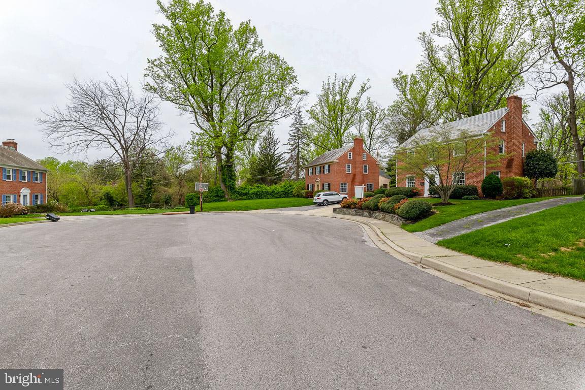 WEST TOWSON - Residential