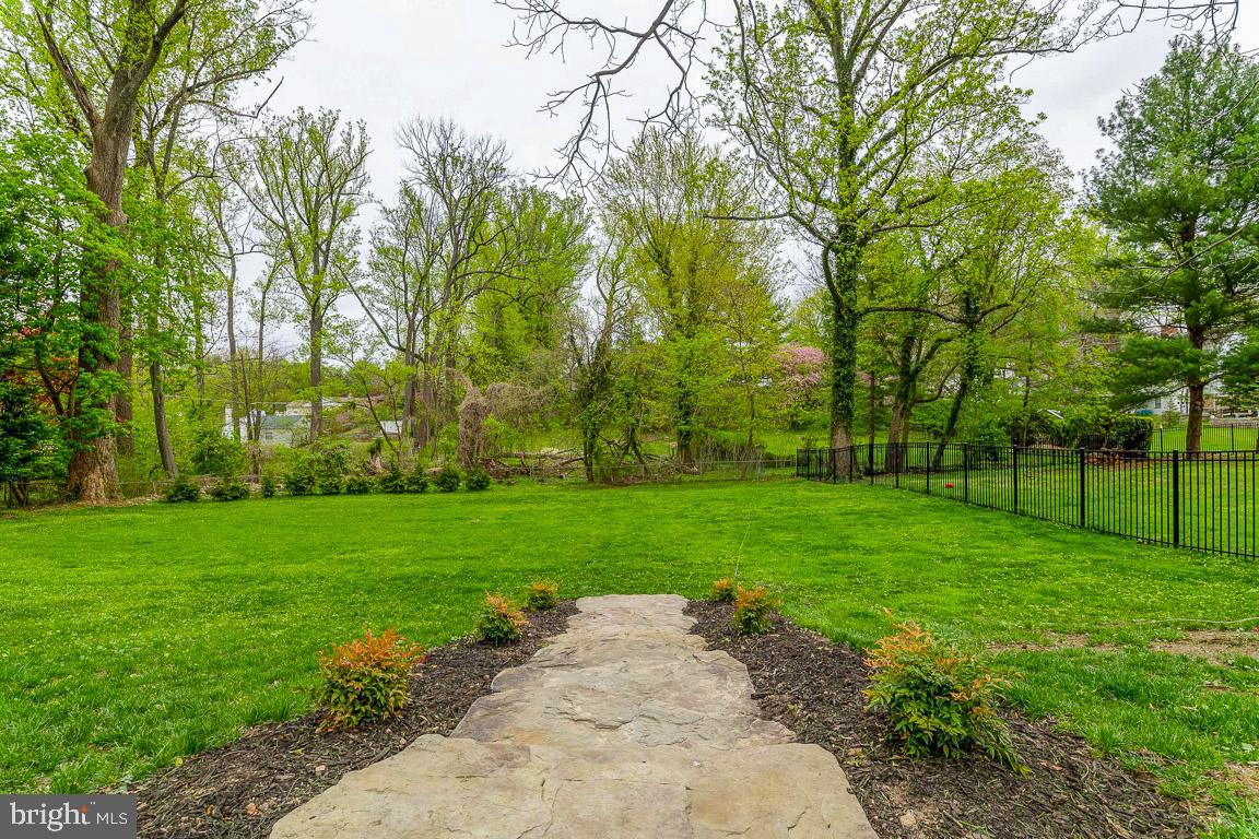 WEST TOWSON - Residential