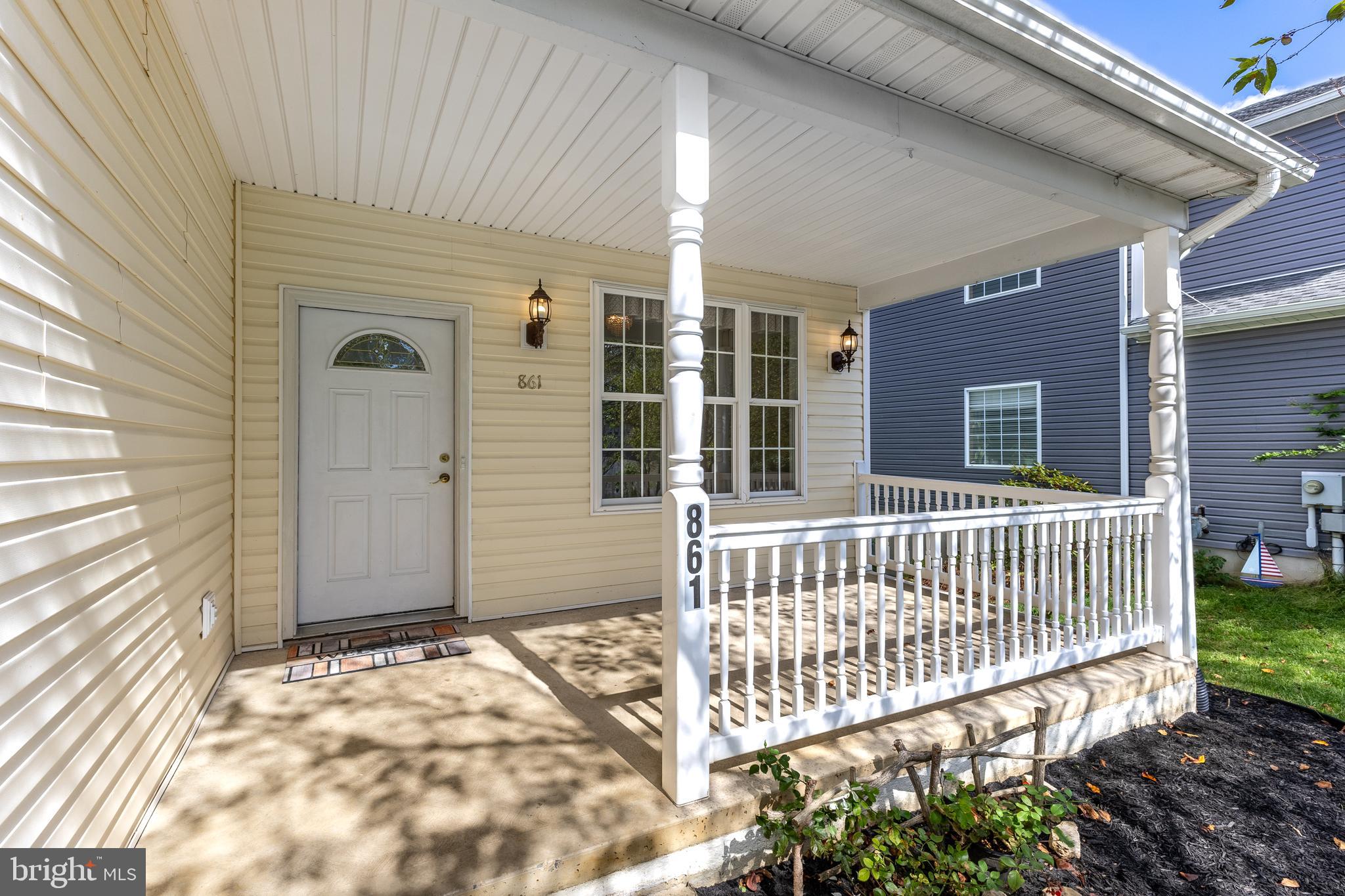 COLLEGE HEIGHTS - Residential