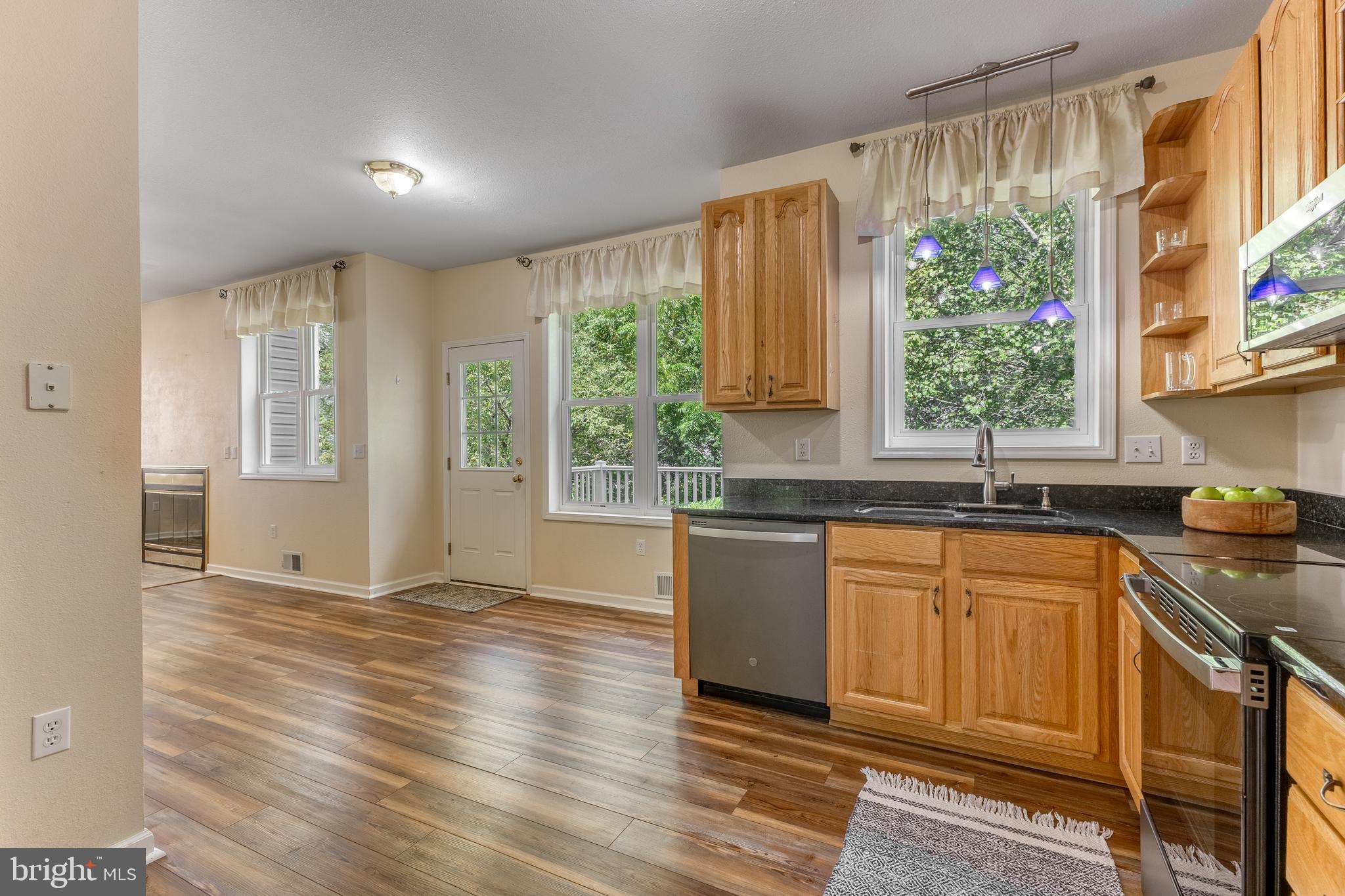 COLLEGE HEIGHTS - Residential