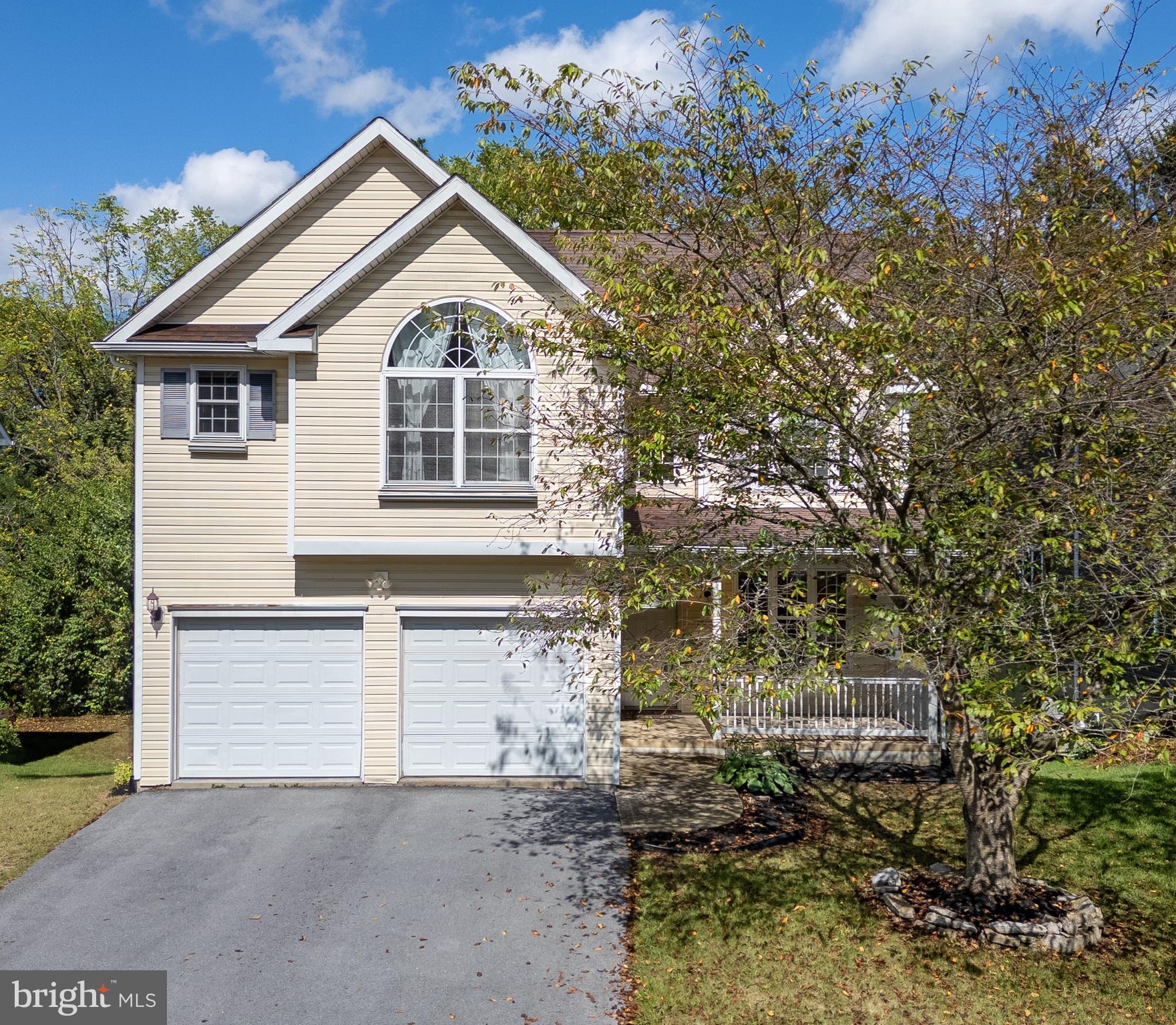 COLLEGE HEIGHTS - Residential