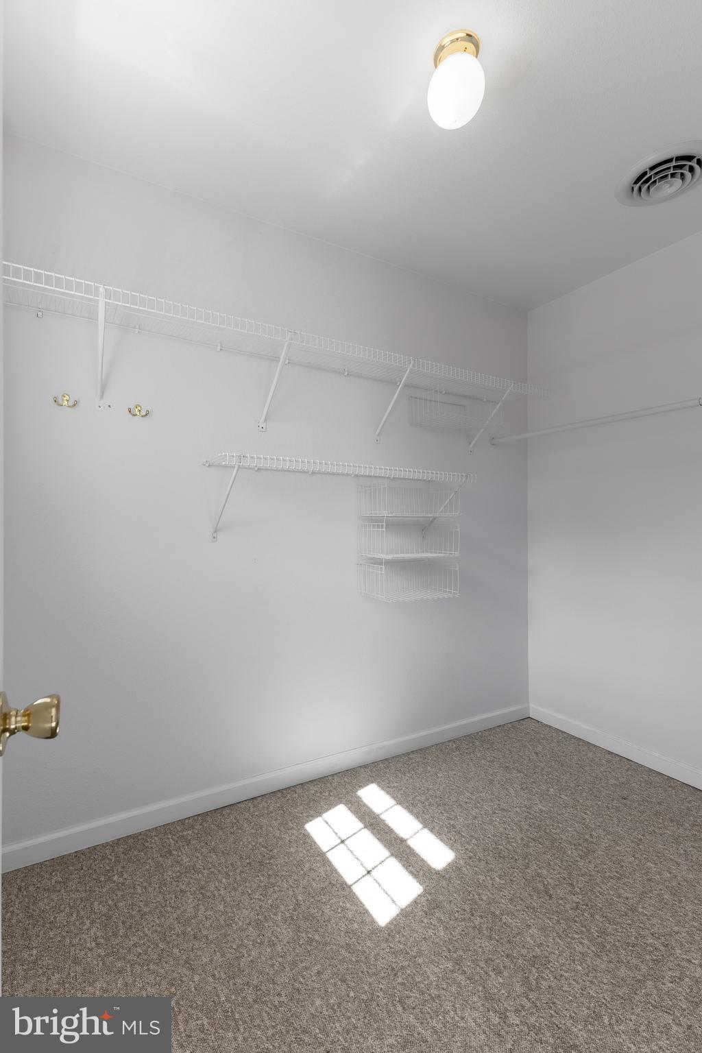 COLLEGE HEIGHTS - Residential