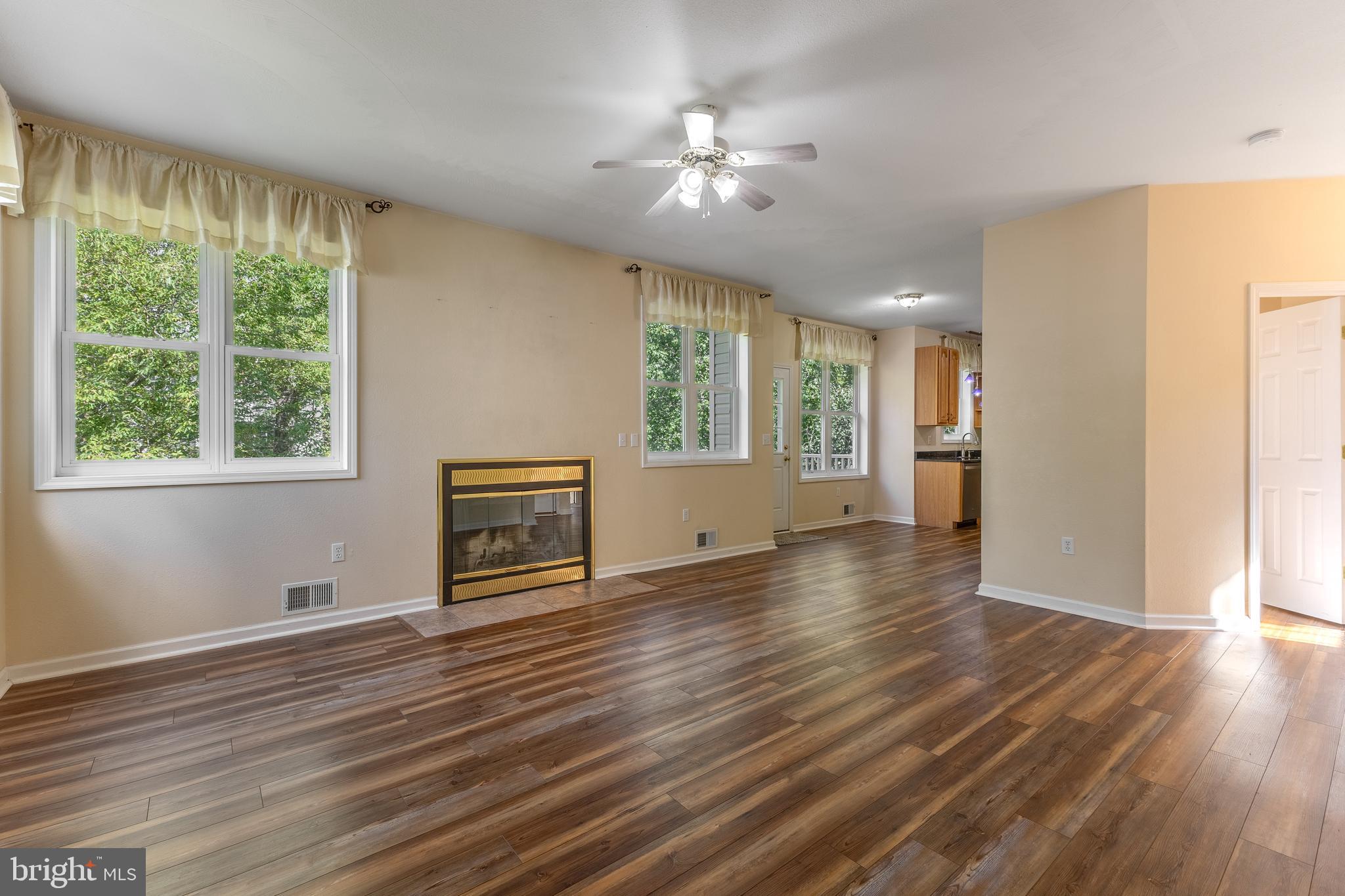 COLLEGE HEIGHTS - Residential