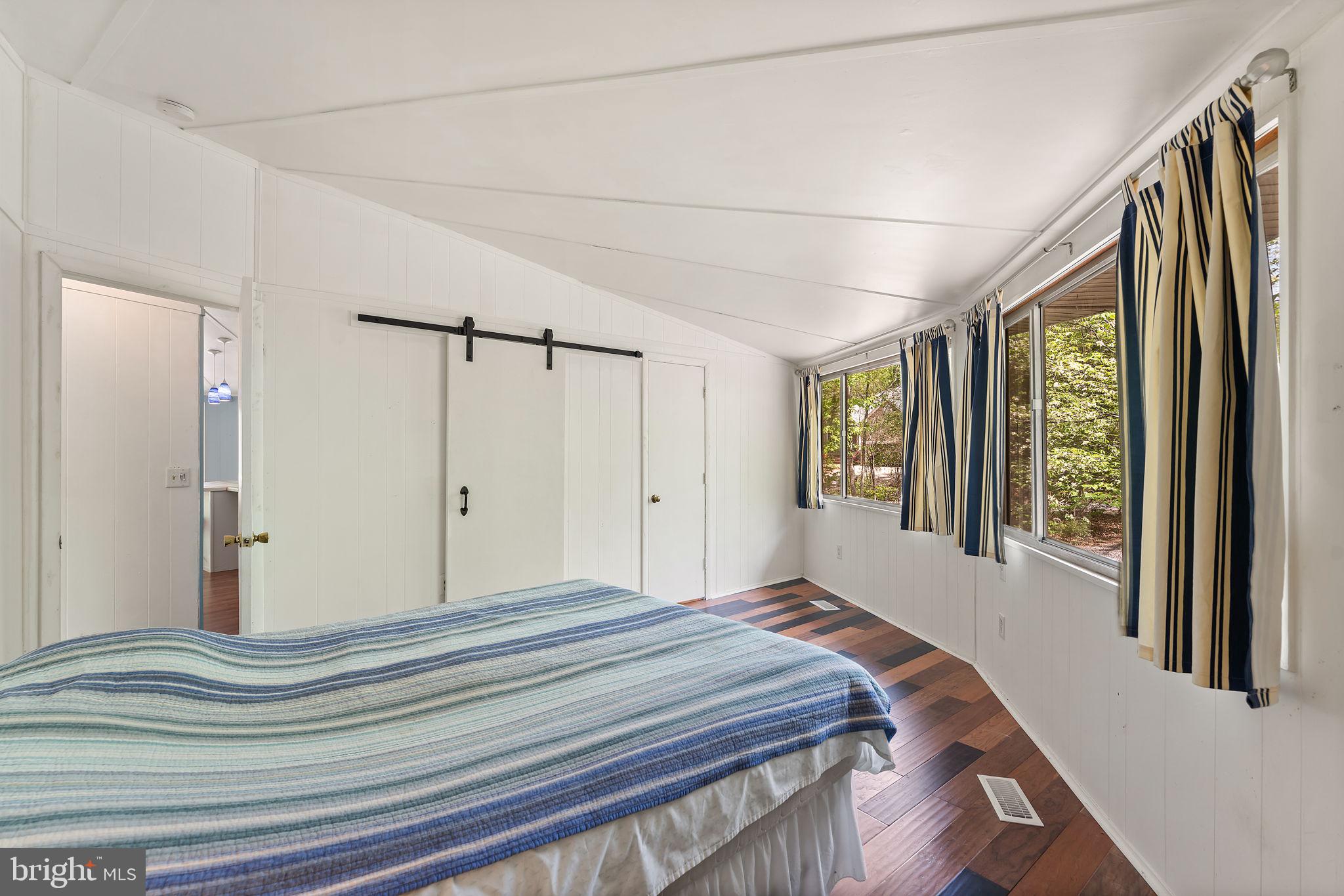 LAKE OF THE WOODS - Residential