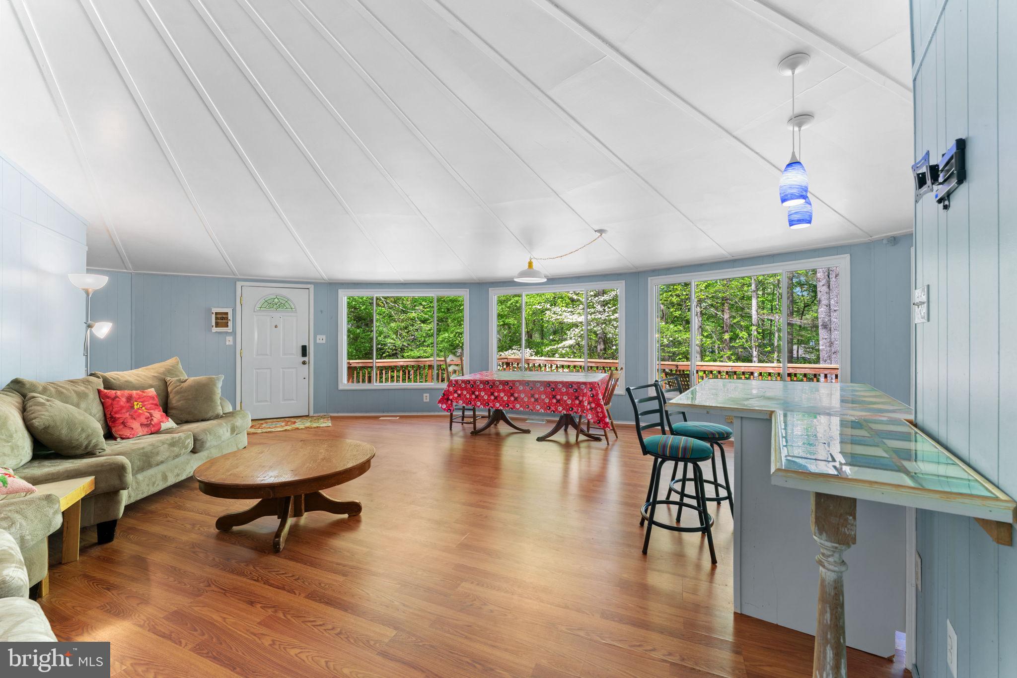 LAKE OF THE WOODS - Residential