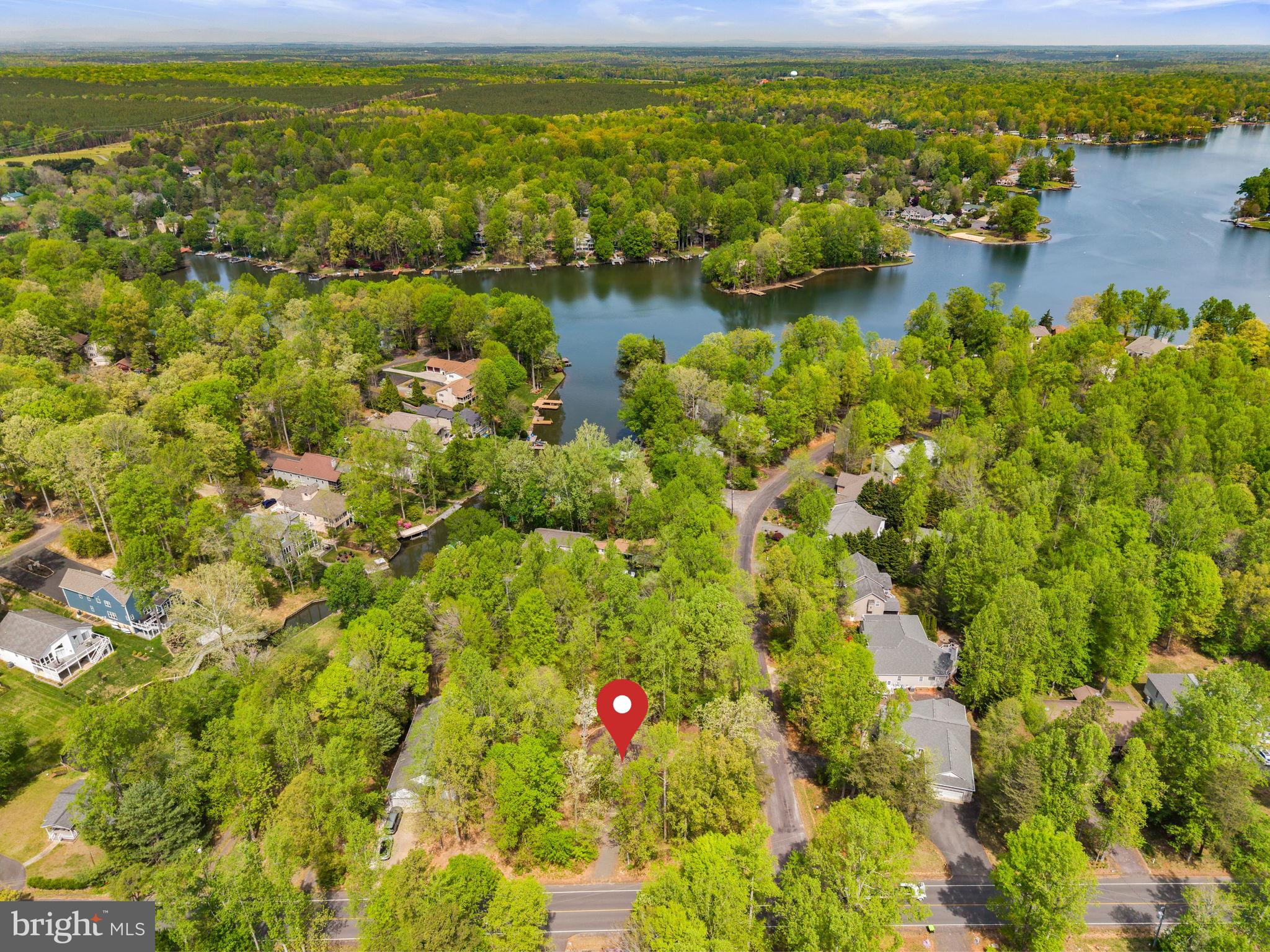 LAKE OF THE WOODS - Residential