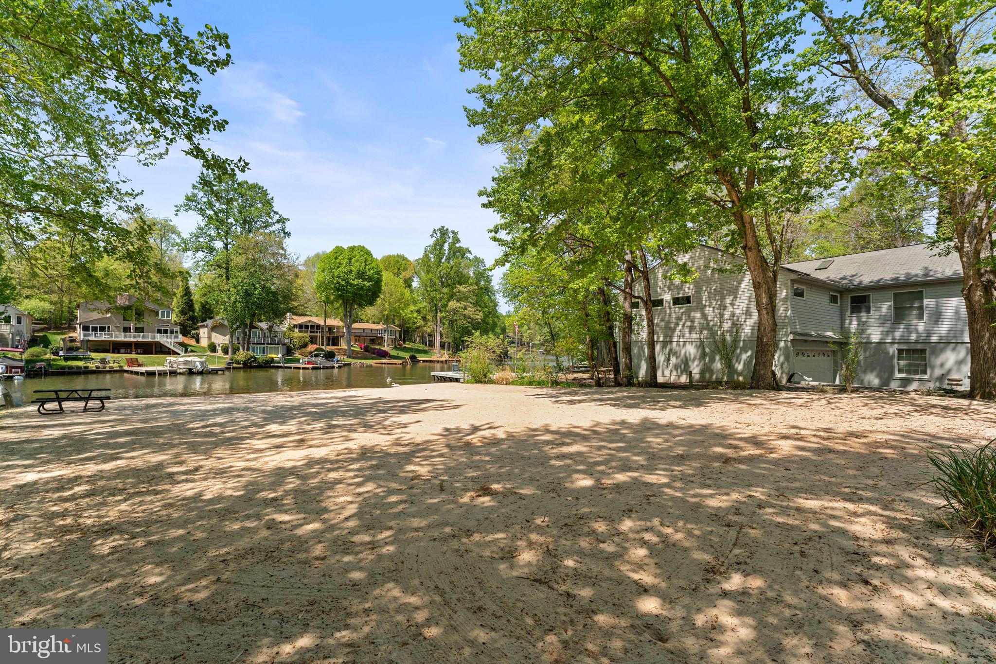 LAKE OF THE WOODS - Residential