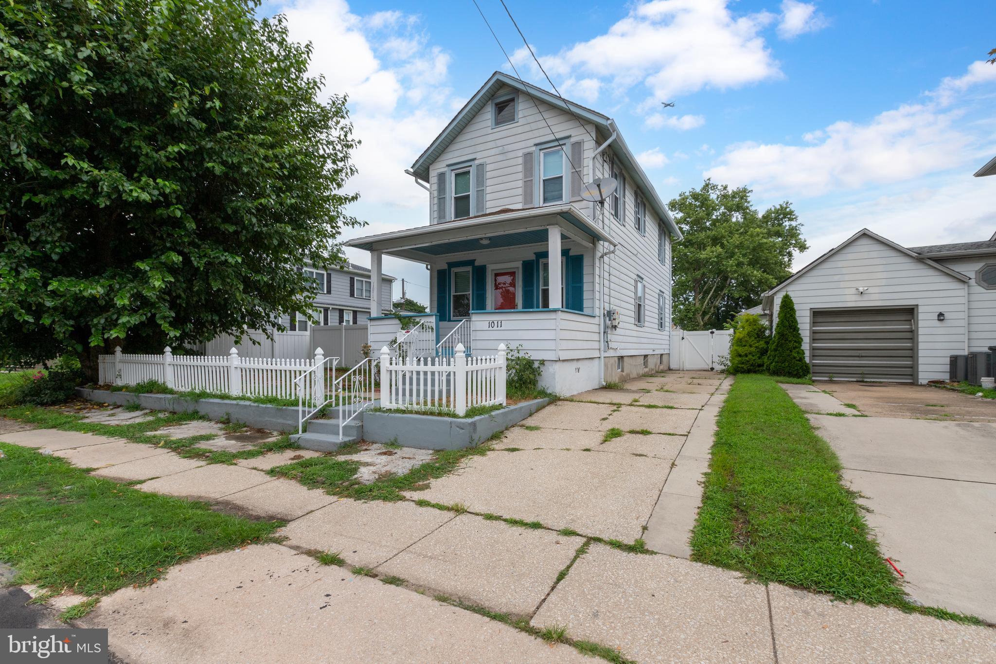1011 MARKET STREET