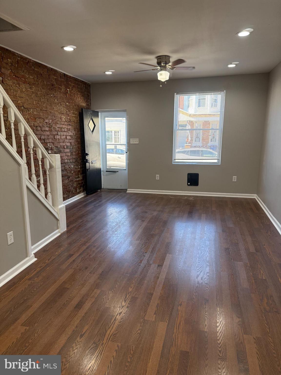 PORT RICHMOND - Residential